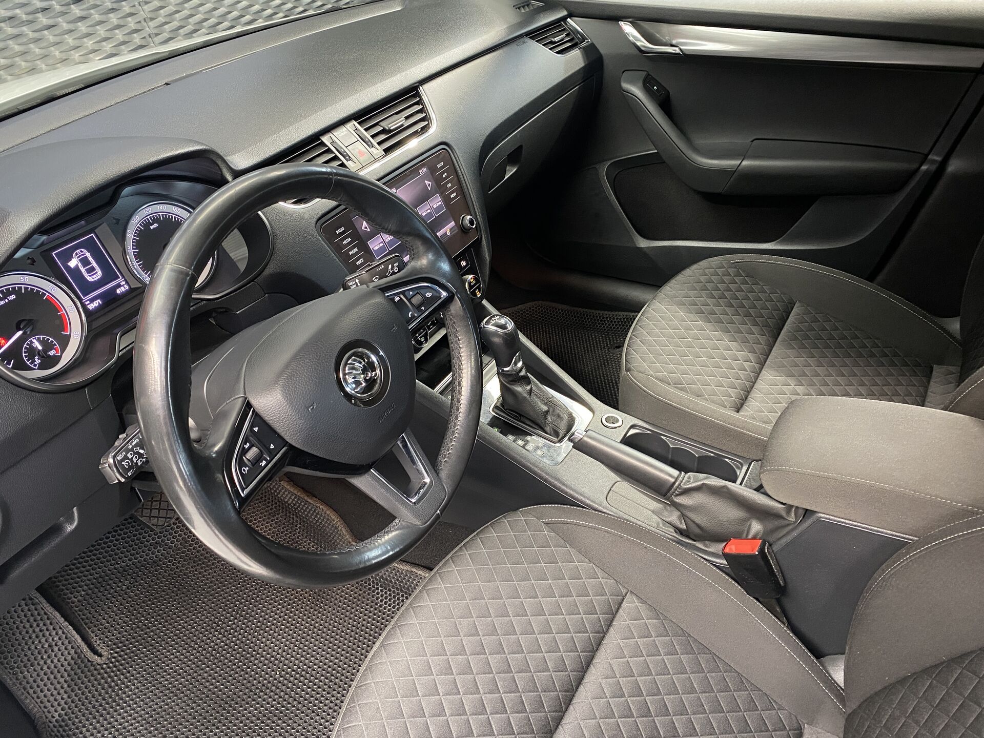 Skoda Octavia, III (A7) Рестайлинг Ambition, 2018, Лифтбек