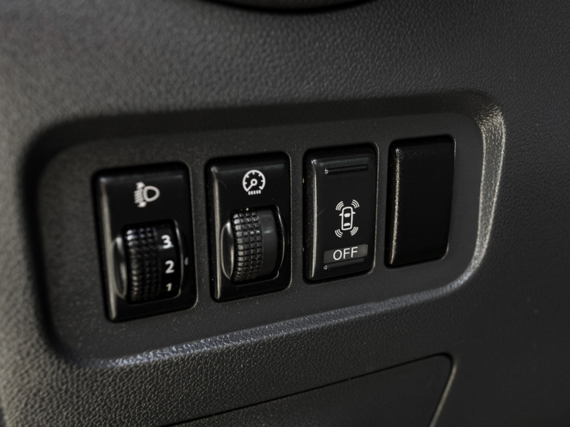 Купить Renault Koleos 2.5 CVT (171 л.с.) 4WD, 2008 в Екатеренбурге