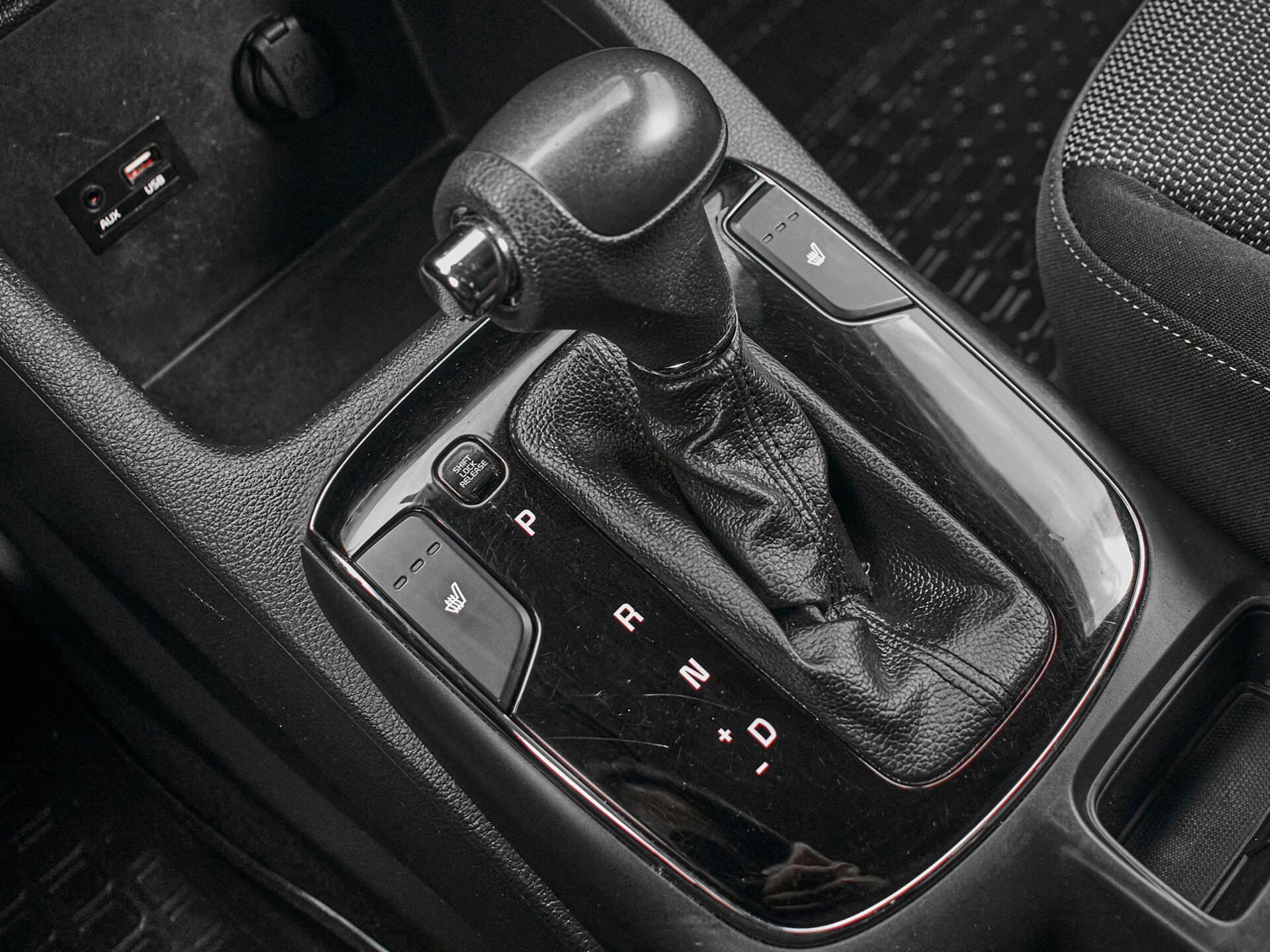 Купить Kia Cerato 1.6 AT (130 л.с.), 2017 в Екатеренбурге