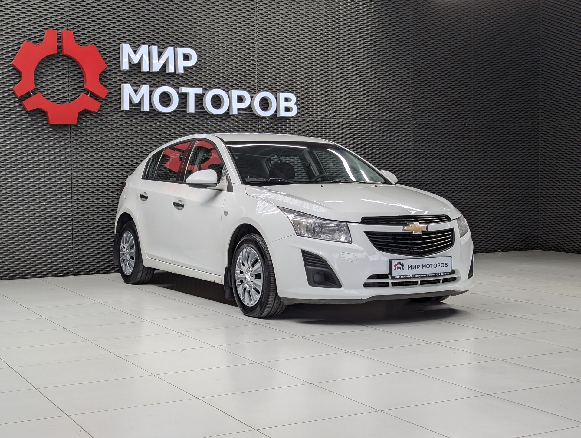 Chevrolet Cruze, I Рестайлинг LS, 2013, Хэтчбек 5 дв.