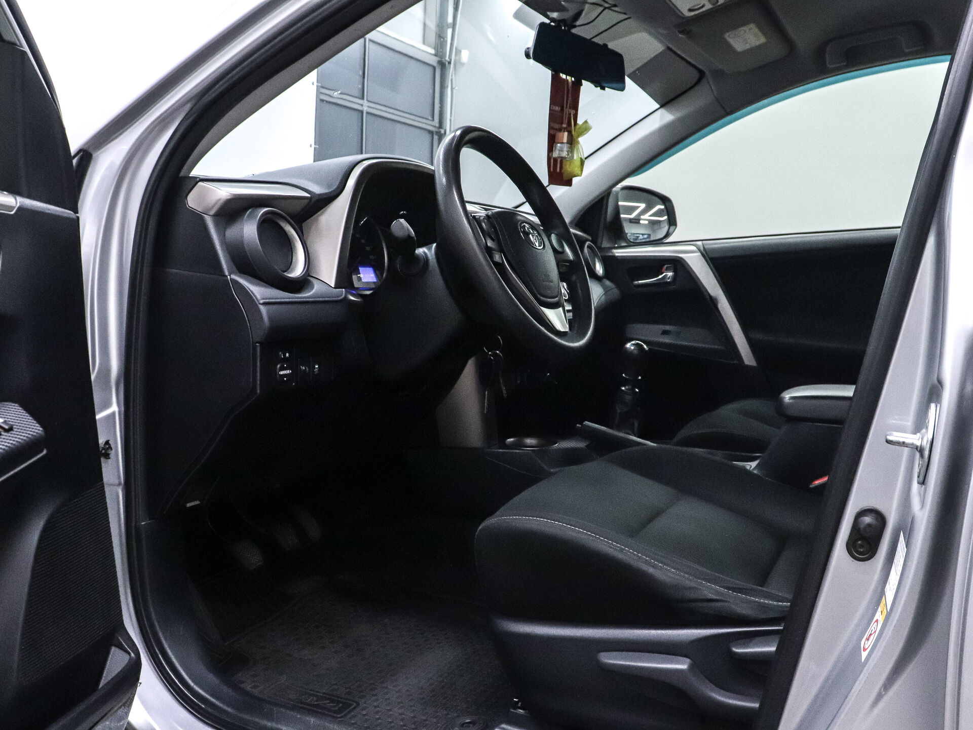 Toyota RAV4 2013 10