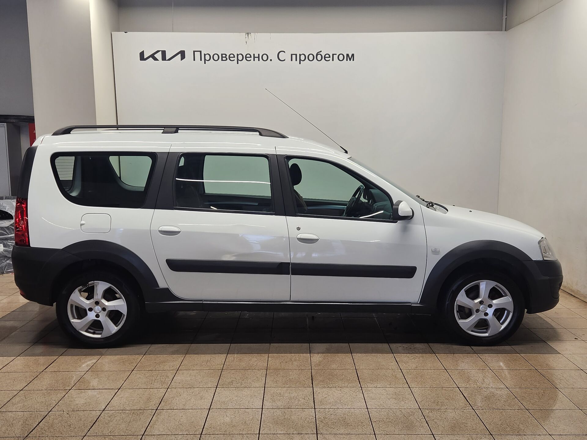 Lada Largus None 2017 г.в., 288 000 км.