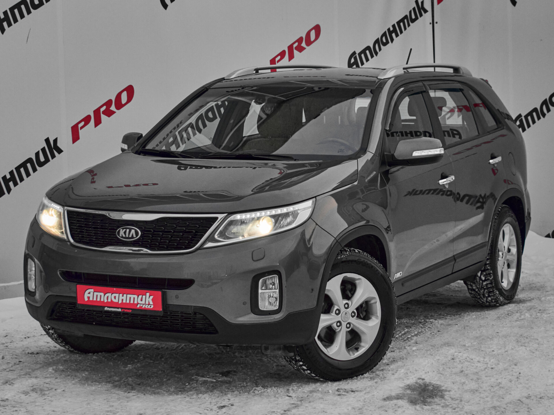 Купить Kia Sorento 2.4 AT (175 л.с.) 4WD, 2013 в Екатеренбурге