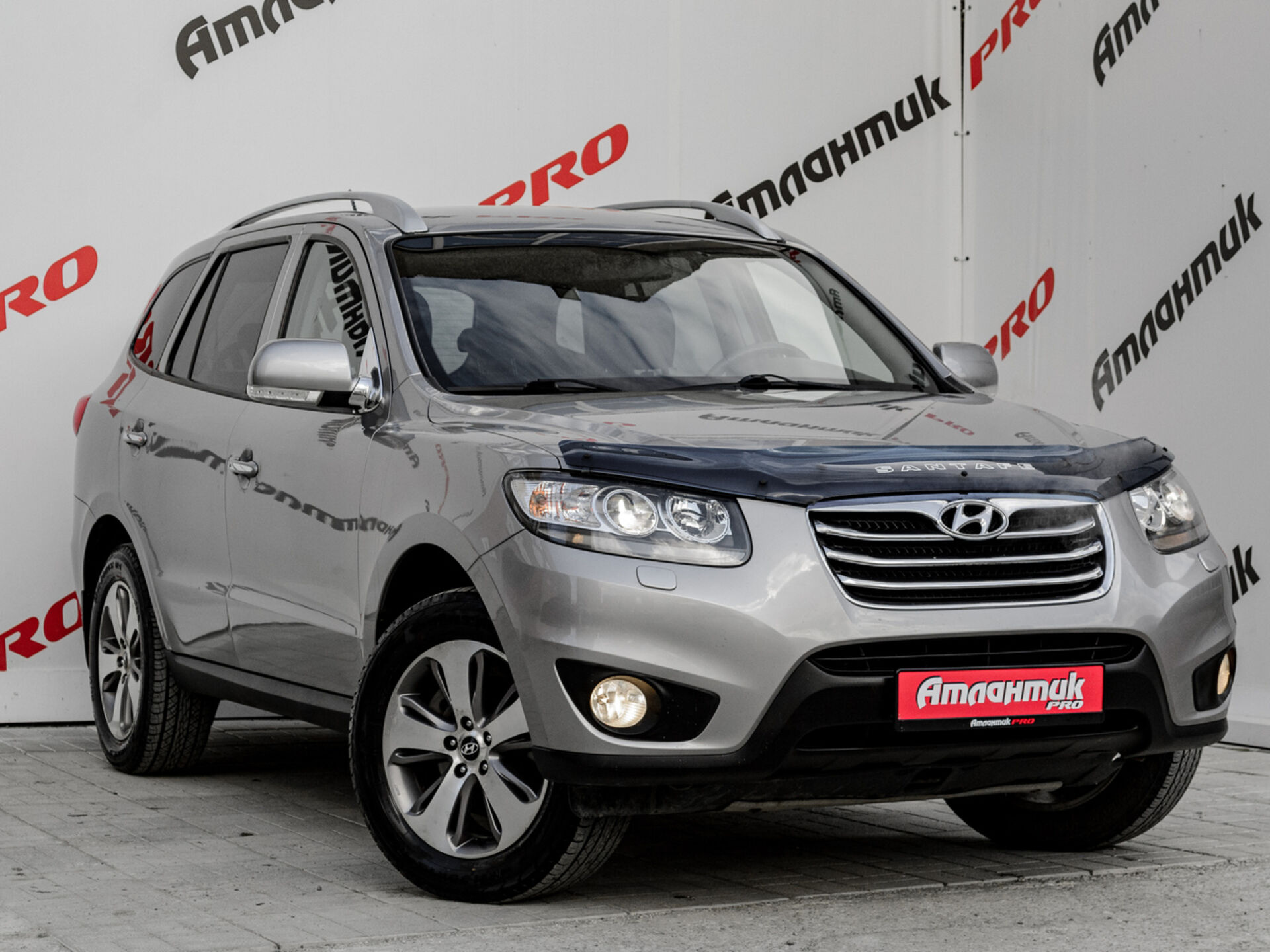 Купить Hyundai Santa Fe 2.4 AT (174 л.с.) 4WD, 2011 в Екатеренбурге