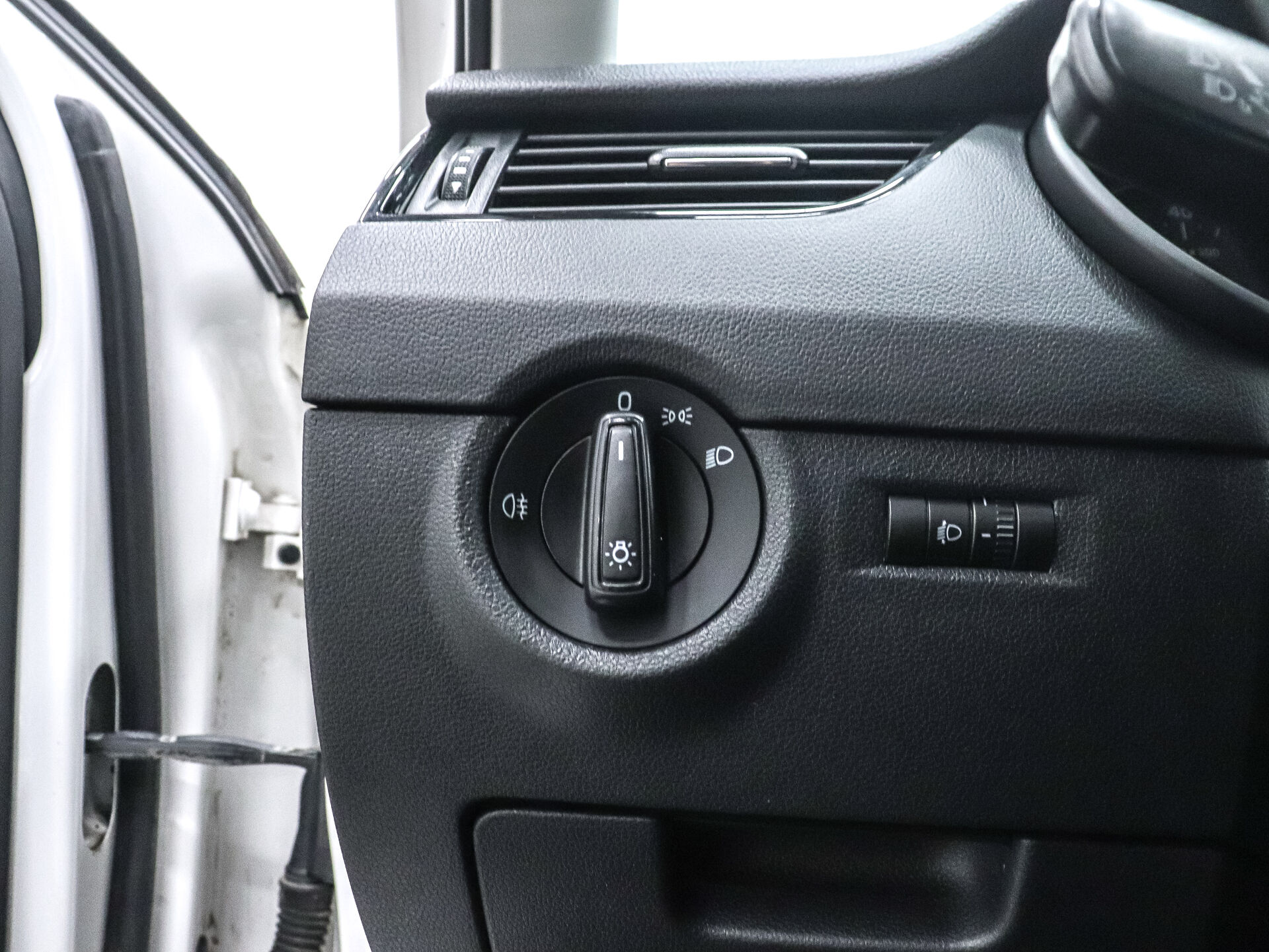 Skoda Octavia 2015 9