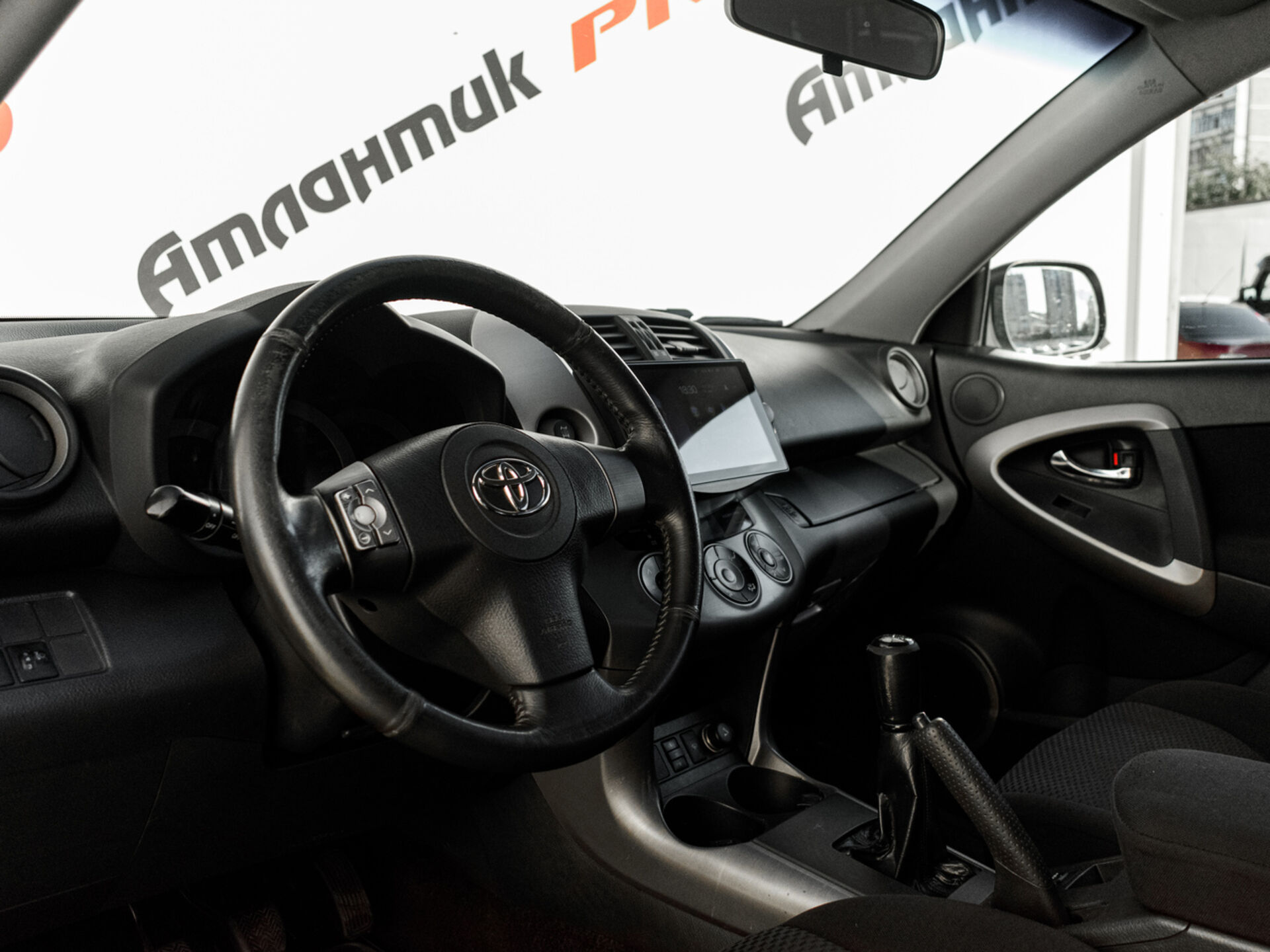 Купить Toyota RAV4 2.0 MT (152 л.с.) 4WD, 2006 в Екатеренбурге