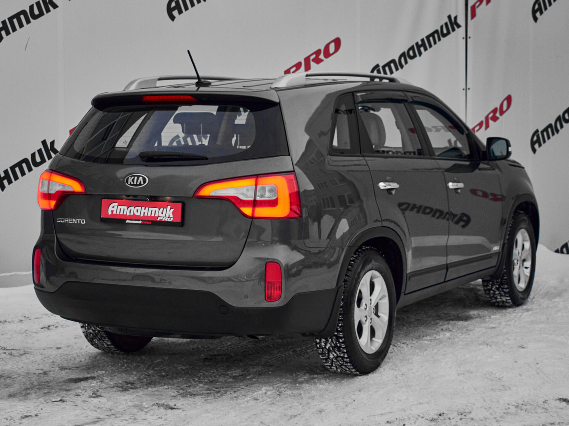 Купить Kia Sorento 2.4 AT (175 л.с.) 4WD, 2013 в Екатеренбурге