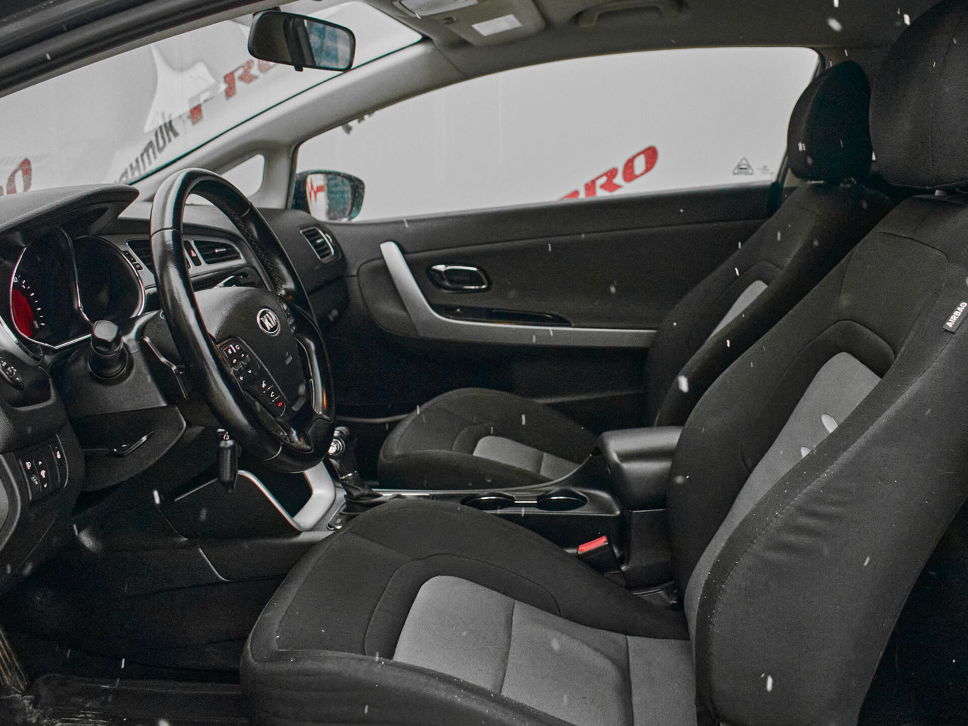 Купить Kia Ceed 1.6 AT (129 л.с.), 2013 в Екатеренбурге