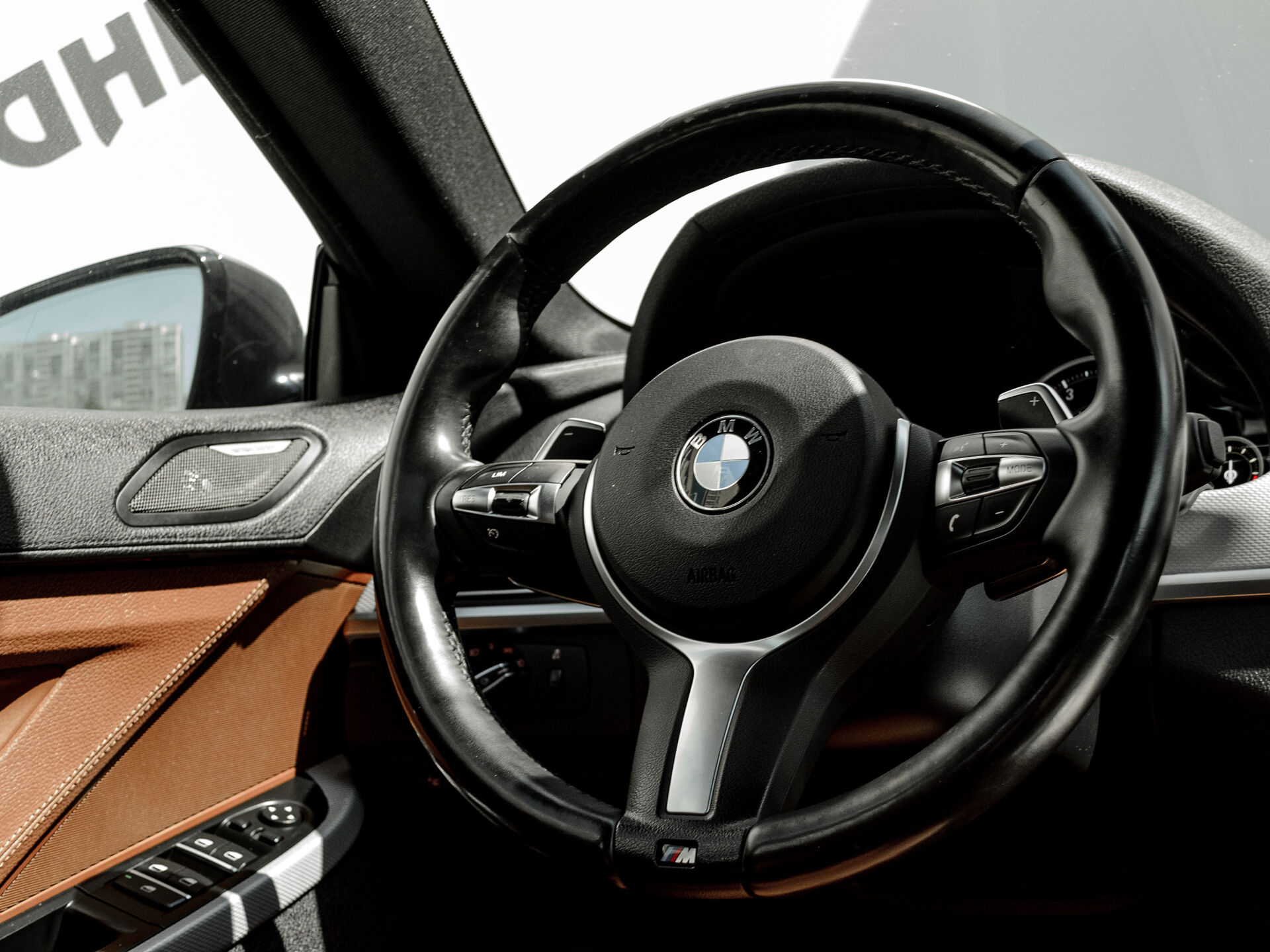 Купить BMW 6 серии 640i xDrive 3.0 AT (320 л.с.) 4WD, 2014 в Екатеренбурге