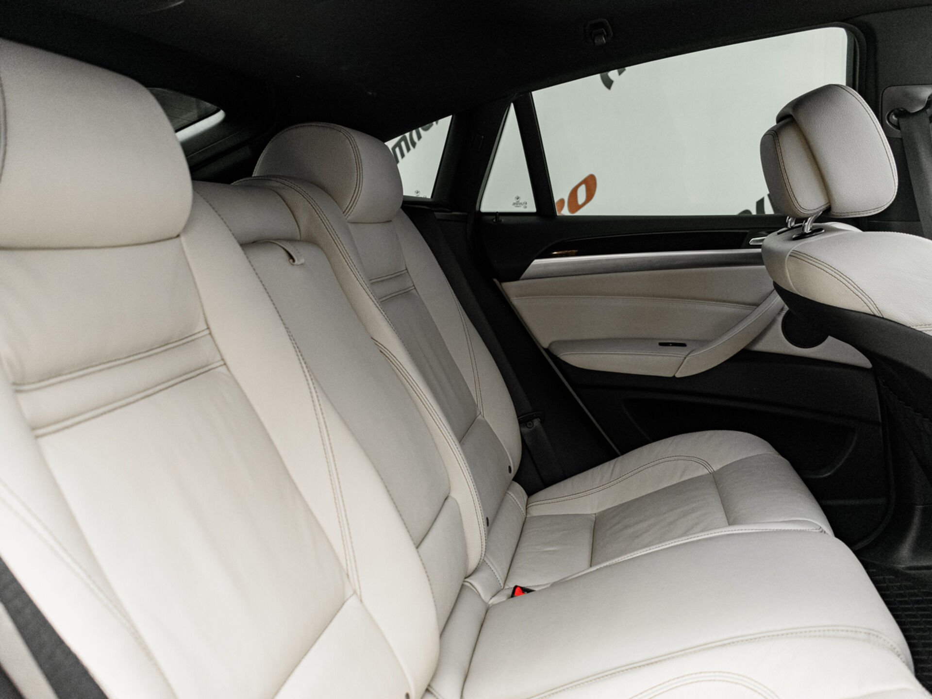 Купить BMW X6 35i 3.0 AT (306 л.с.) 4WD, 2013 в Екатеренбурге