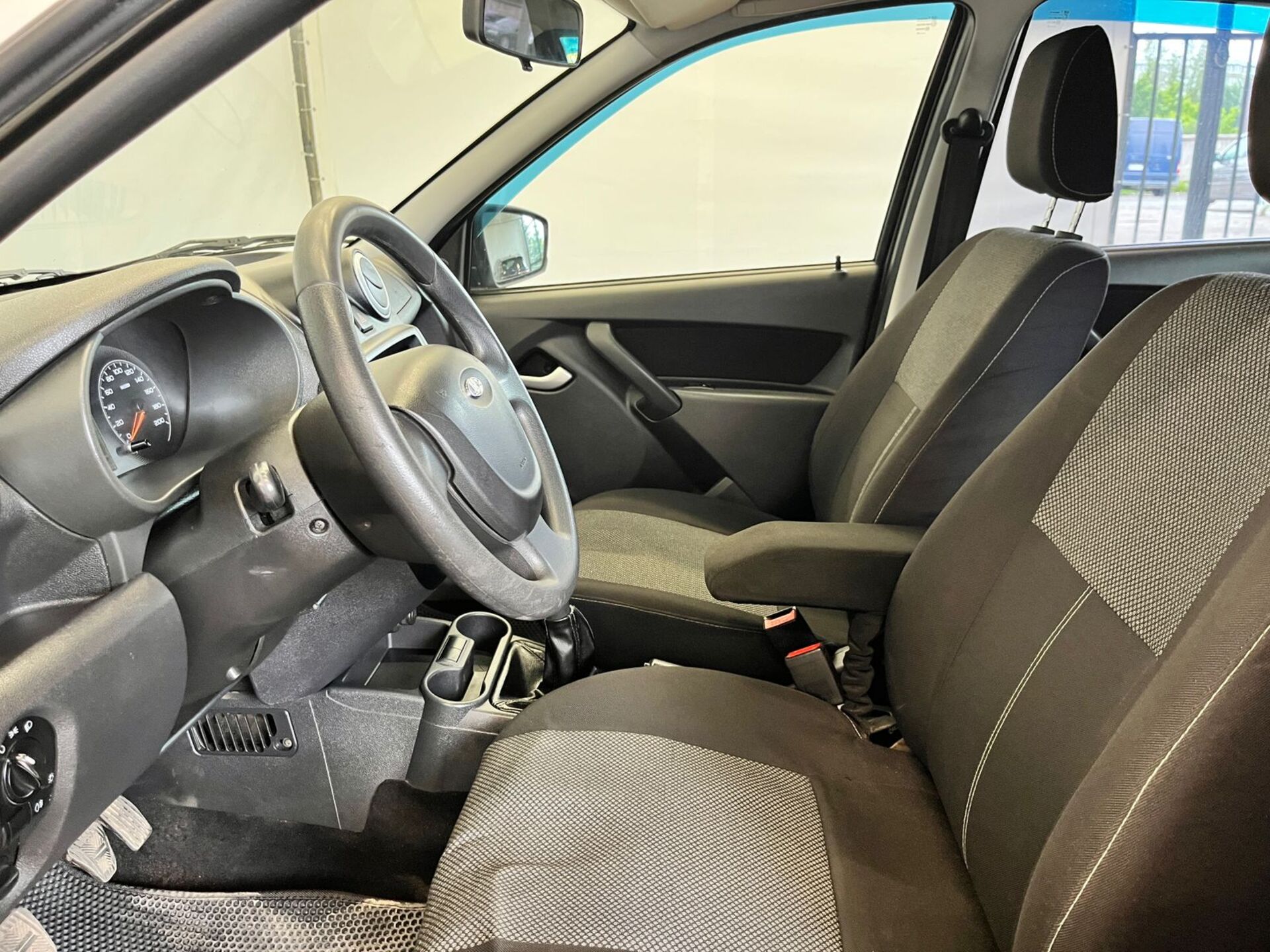 Lada Granta None 2015 г.в., 140 000 км.