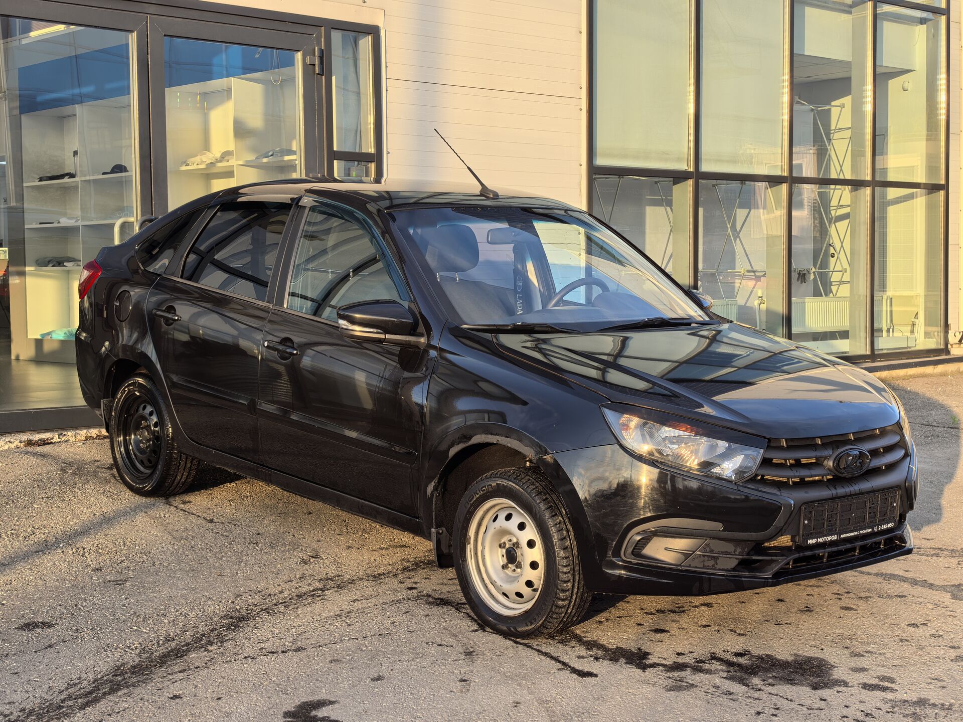 Lada (ВАЗ) Granta, I Рестайлинг Comfort (2018-2022), 2018, Хэтчбек 5 дв.