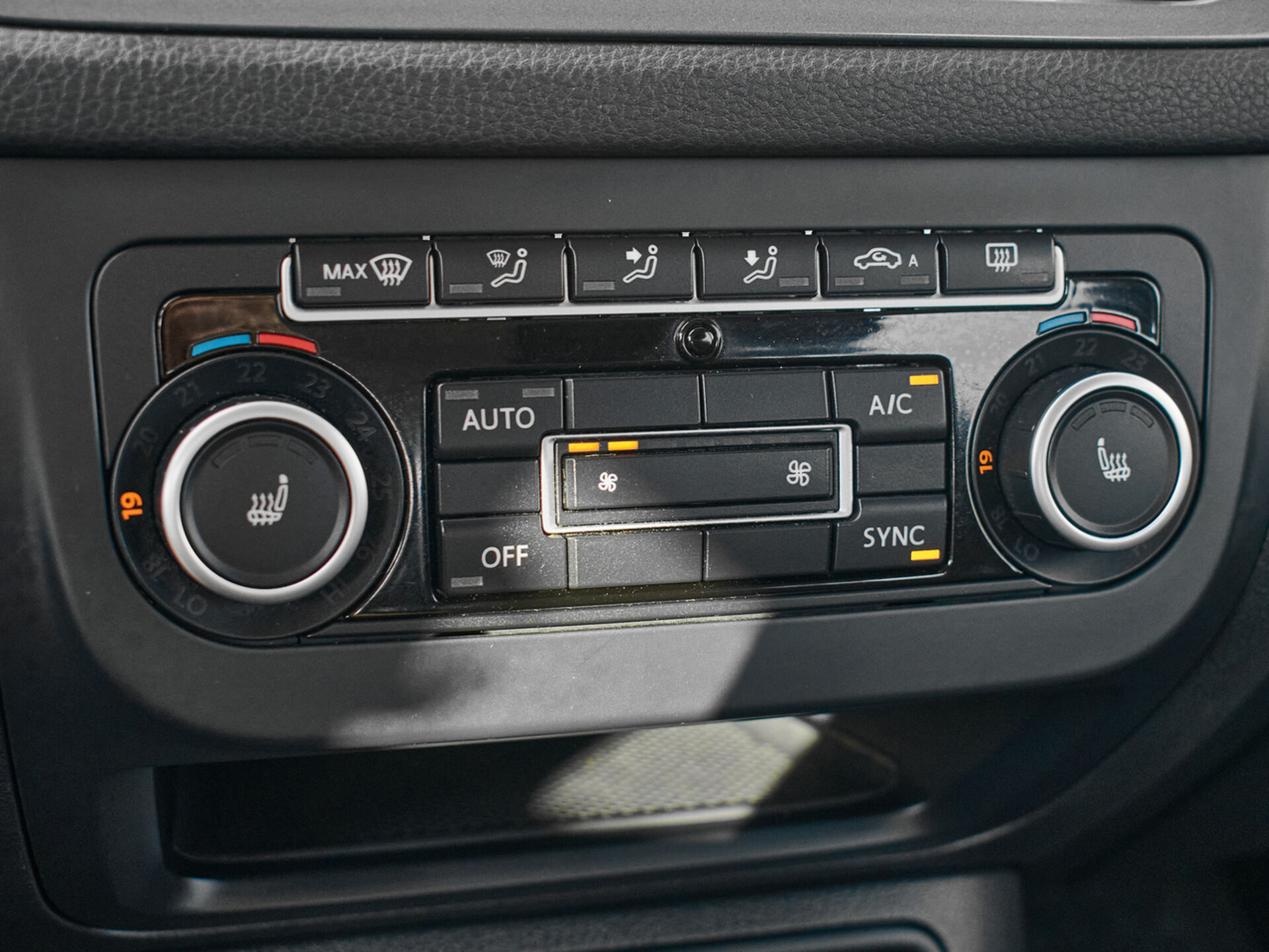 Купить Volkswagen Tiguan 1.4 MT (150 л.с.) 4WD, 2013 в Екатеренбурге