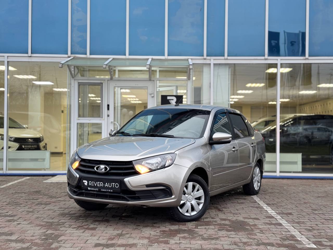 Автомобиль с пробегом Lada (ВАЗ) Granta в городе Ульяновск - River Auto