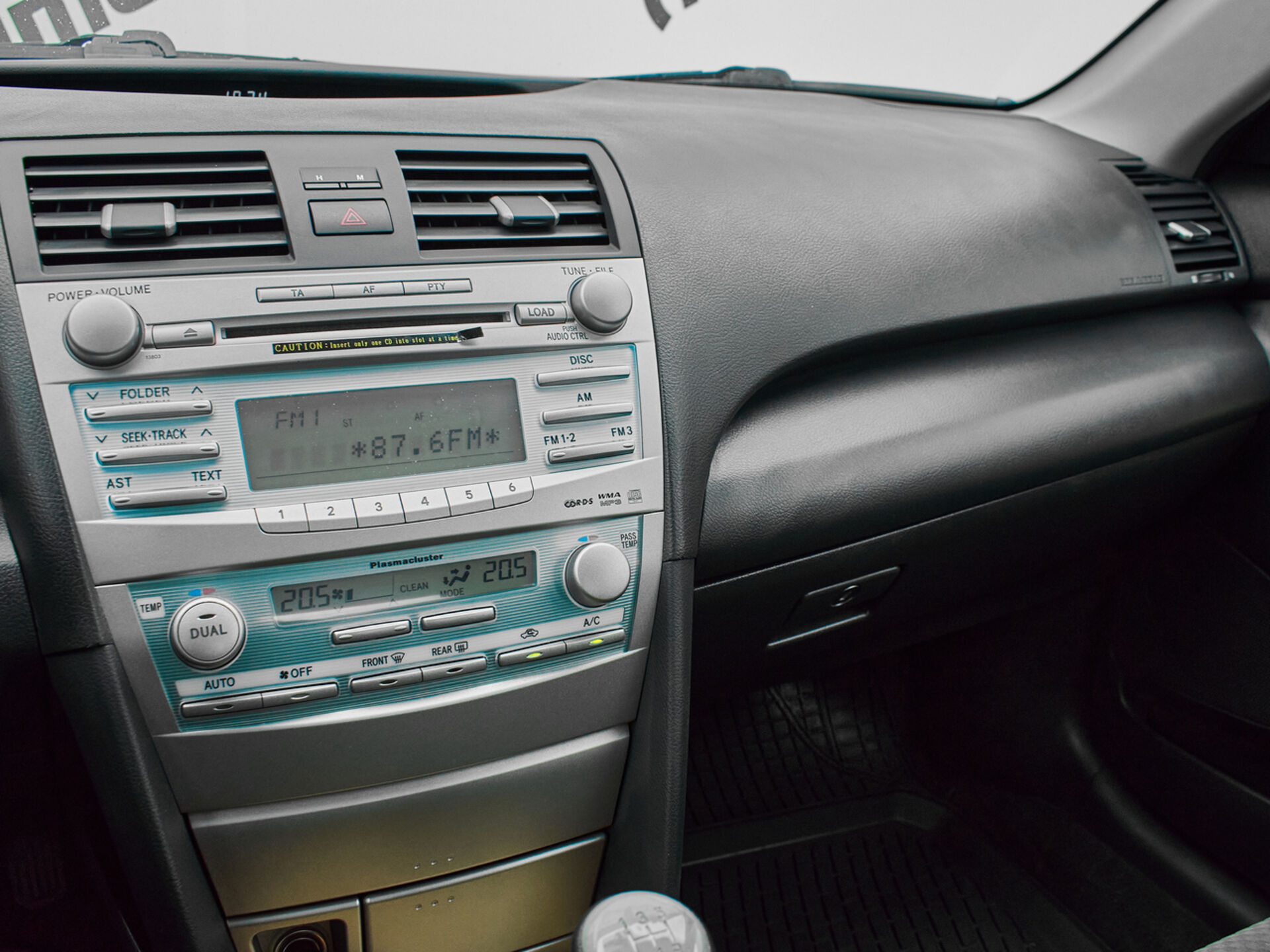 Купить Toyota Camry 2.4 MT (167 л.с.), 2007 в Екатеренбурге