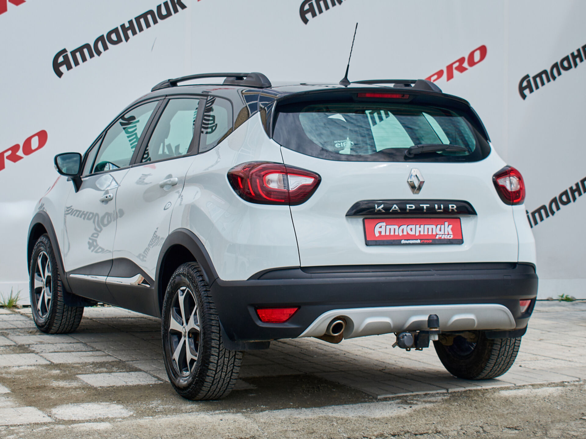 Купить Renault Kaptur 2.0 AT (143 л.с.) 4WD, 2018 в Екатеренбурге