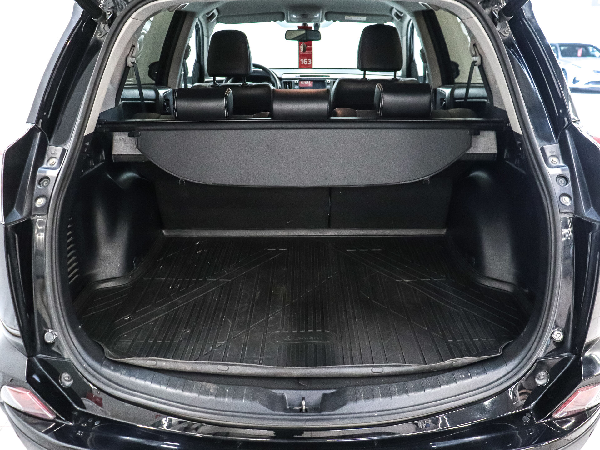 Toyota RAV4 2018 23