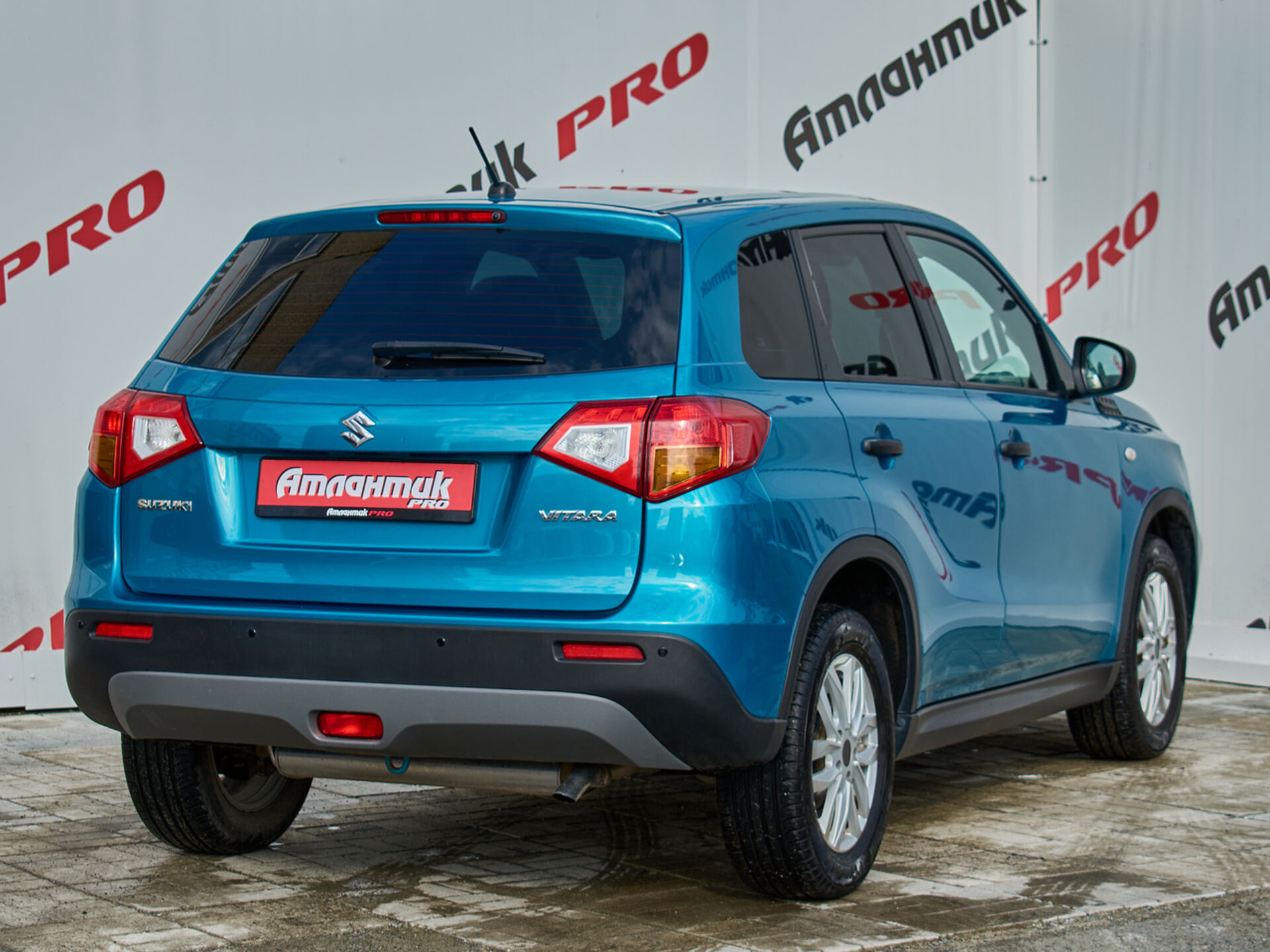 Купить Suzuki Vitara 1.6 AT (117 л.с.), 2016 в Екатеренбурге