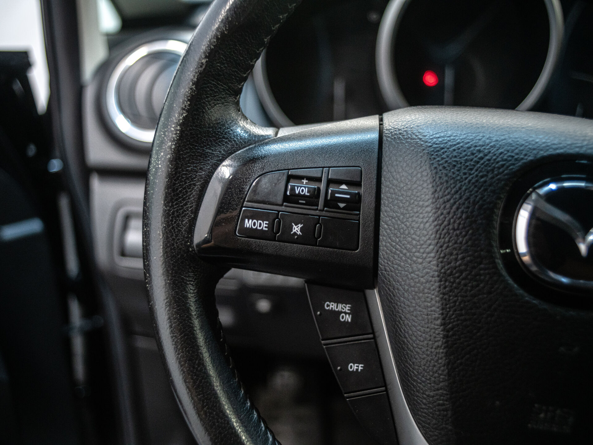 Mazda CX-7 2011 11