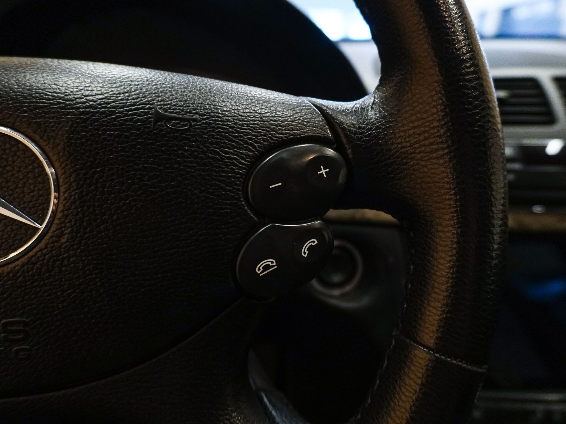 Mercedes-Benz E-Класс 2006 15