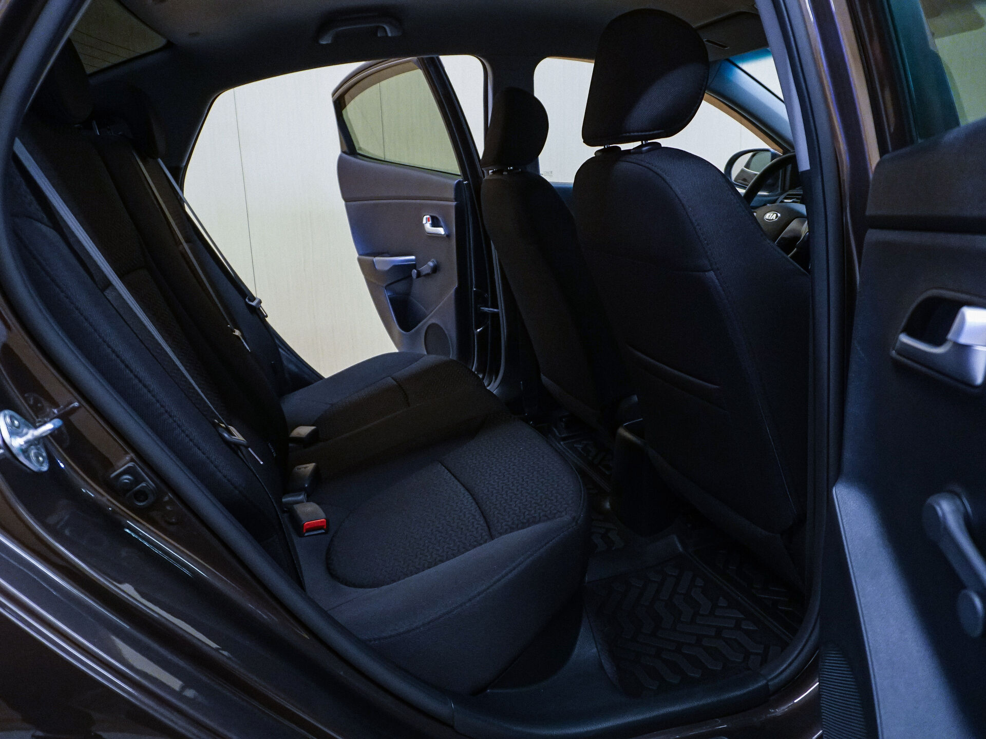 Kia Rio 2015 21