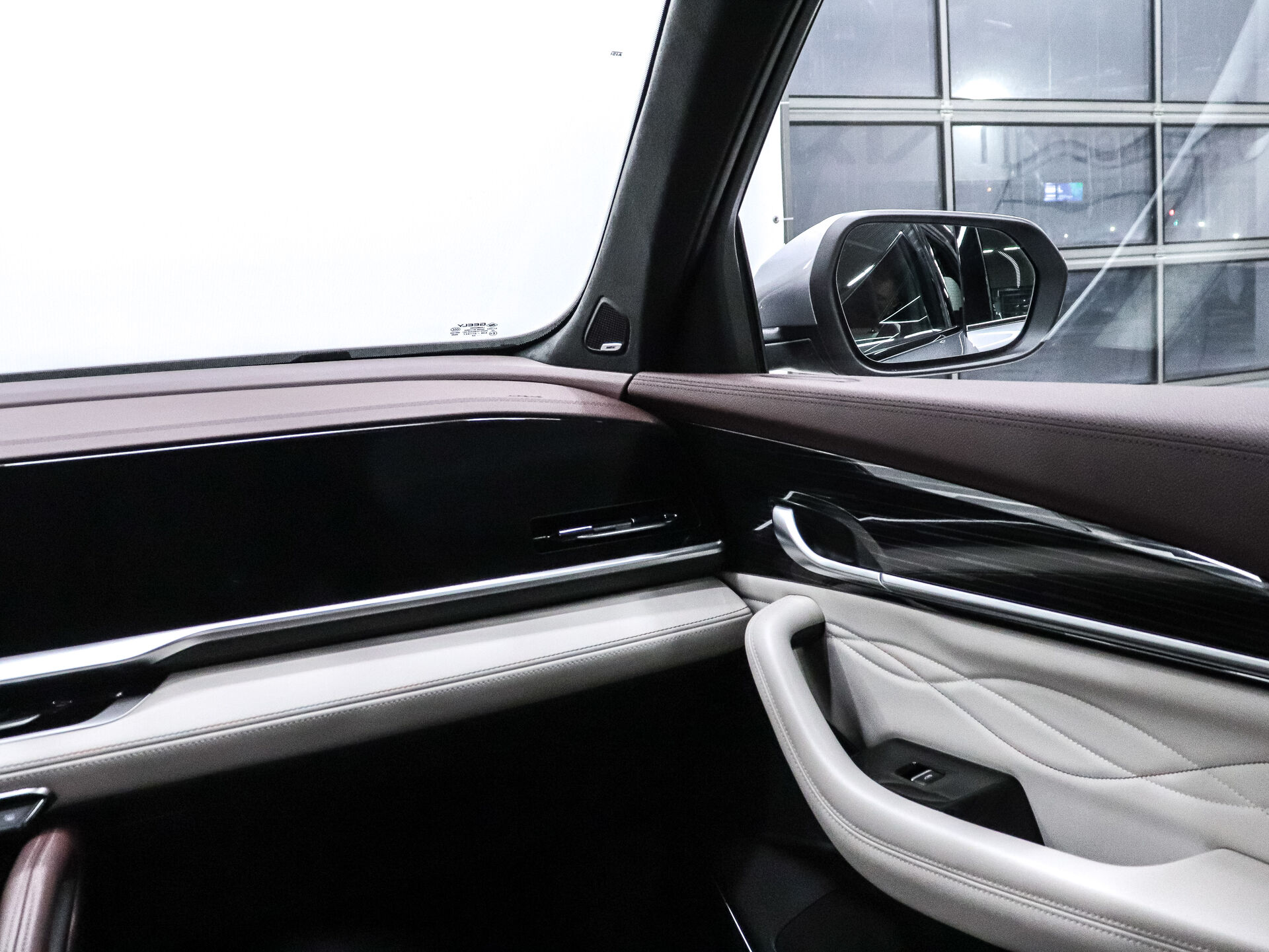 Geely Monjaro 2022 27