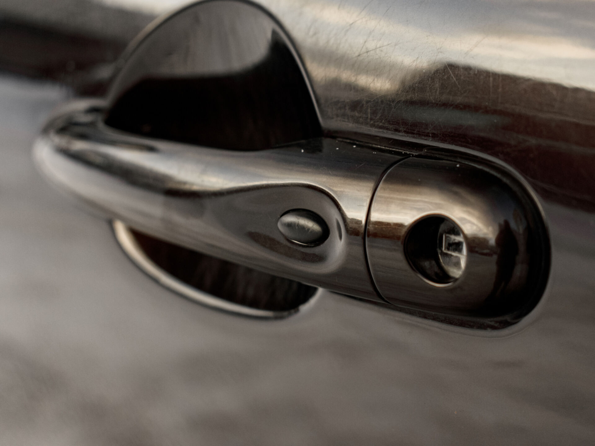 Купить Renault Kaptur 1.6 CVT (114 л.с.), 2019 в Екатеренбурге