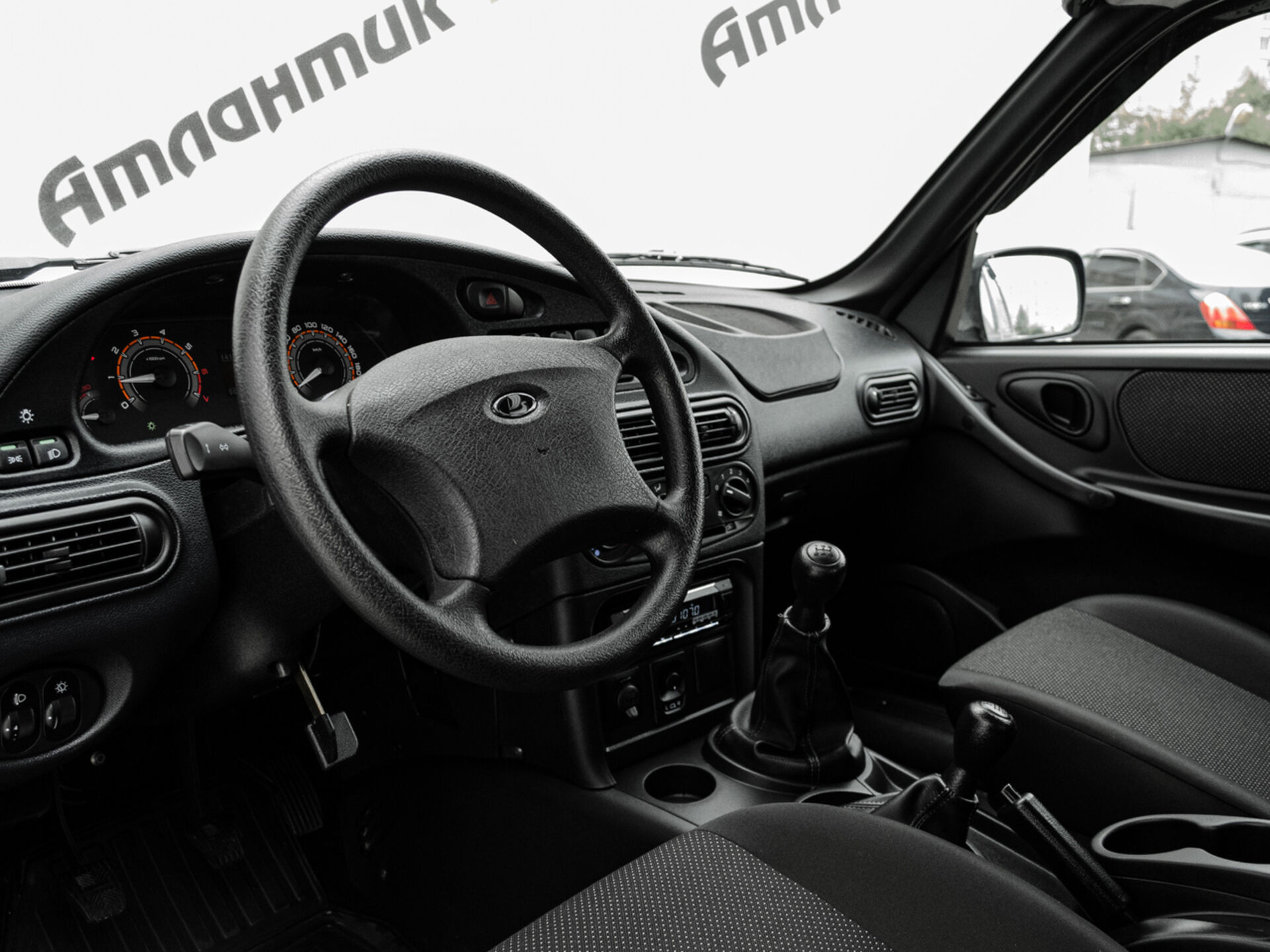 Купить Lada (ВАЗ) Niva 1.7 MT (83 л.с.) 4WD, 2024 в Екатеренбурге