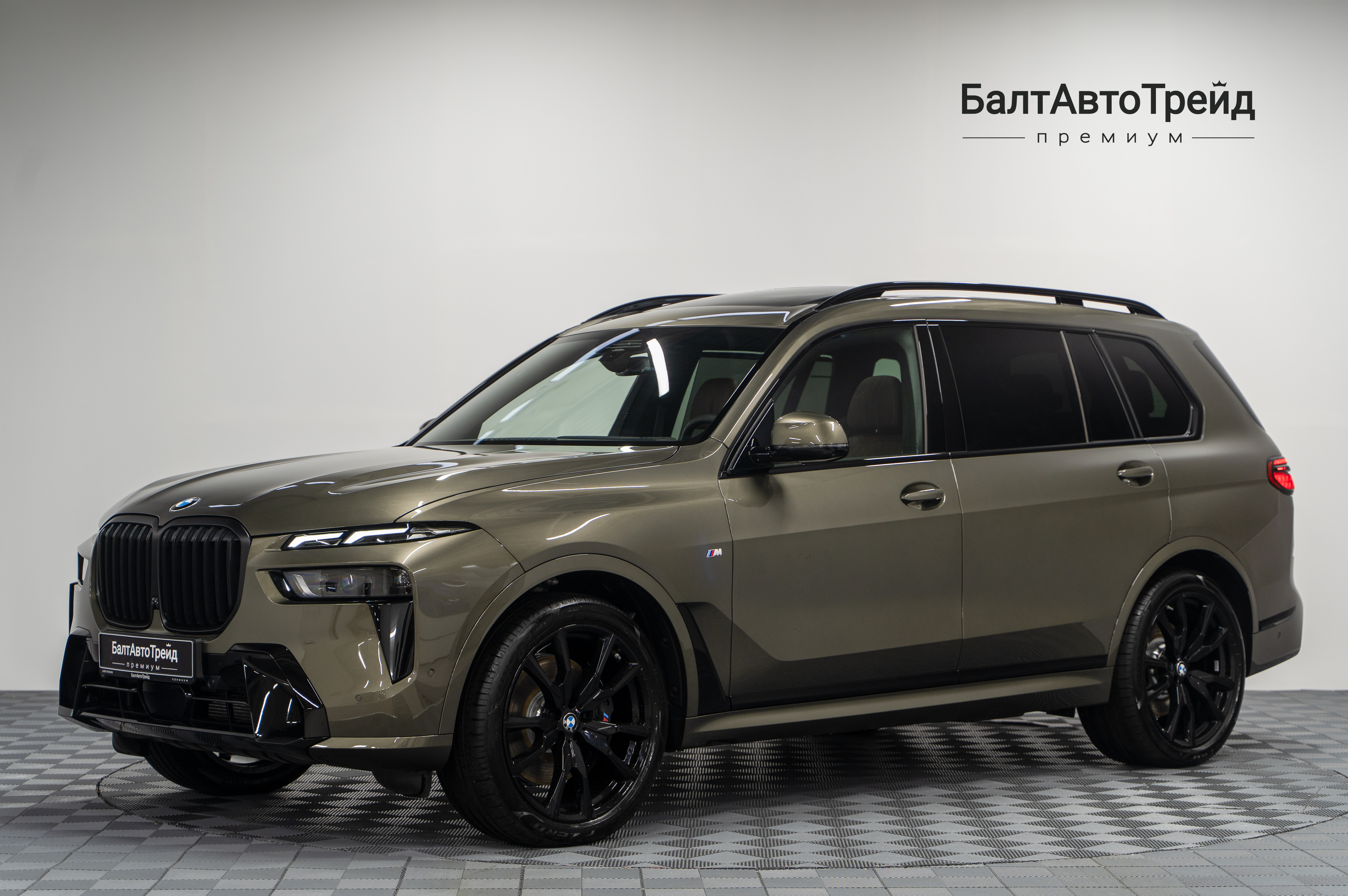 Купить авто с пробегом BMW X7 40i 3.0 AT (381 л.с.) 4WD в БалтАвтоТрейд-М