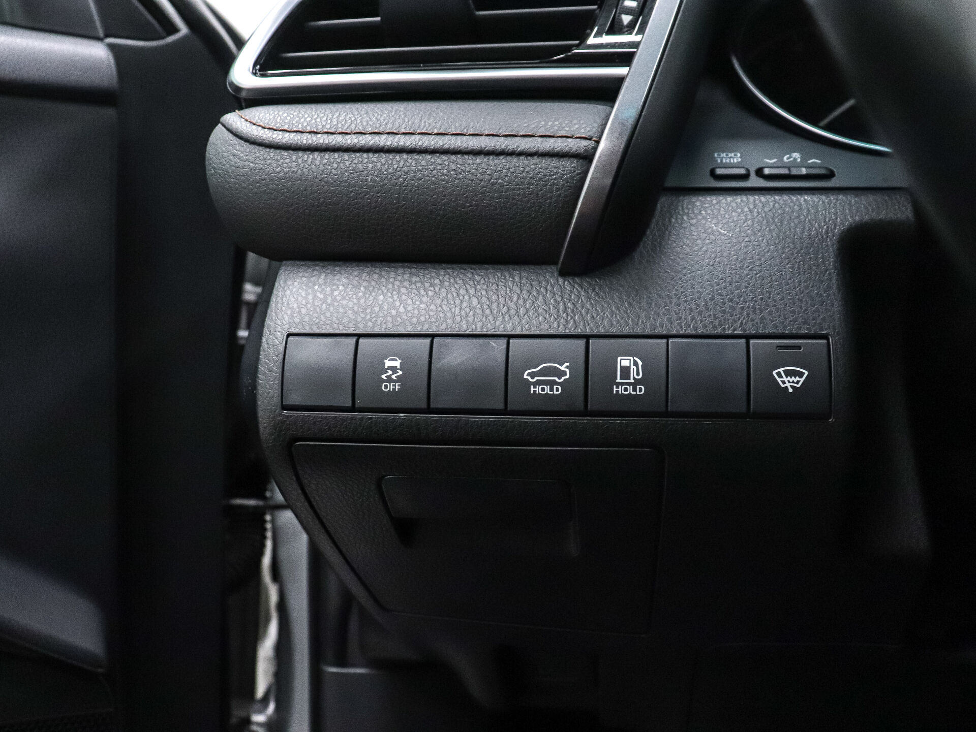 Toyota Camry 2019 9