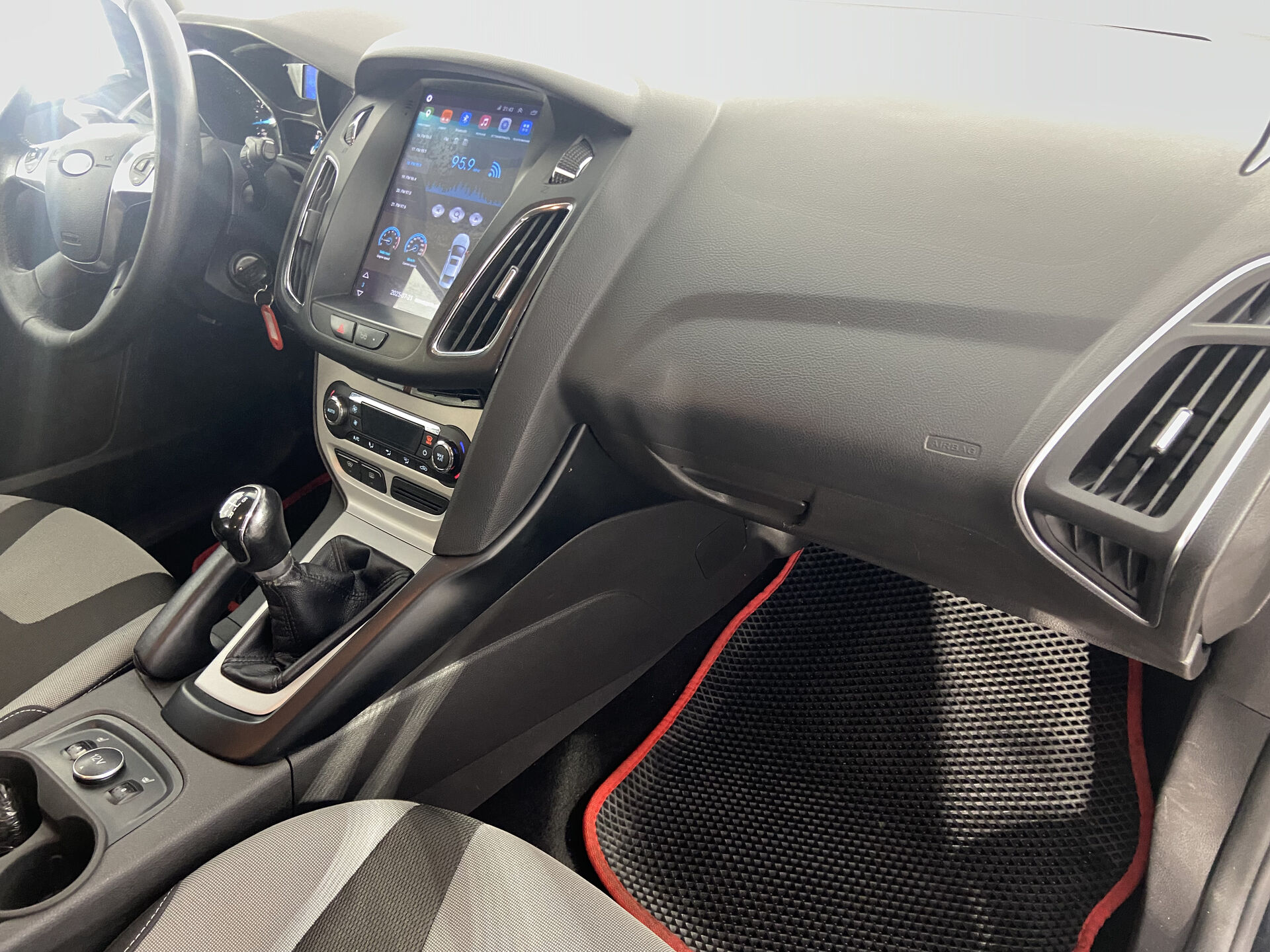 Ford Focus SYNC Edition 2013 г.в., 263 100 км.