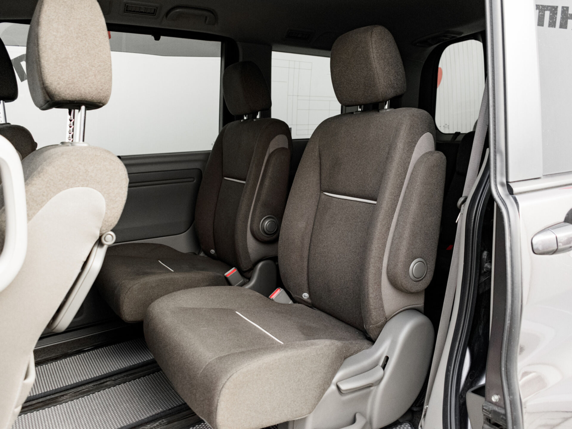 Купить Honda Stepwgn Spada 1.5 CVT (150 л.с.), 2018 в Екатеренбурге