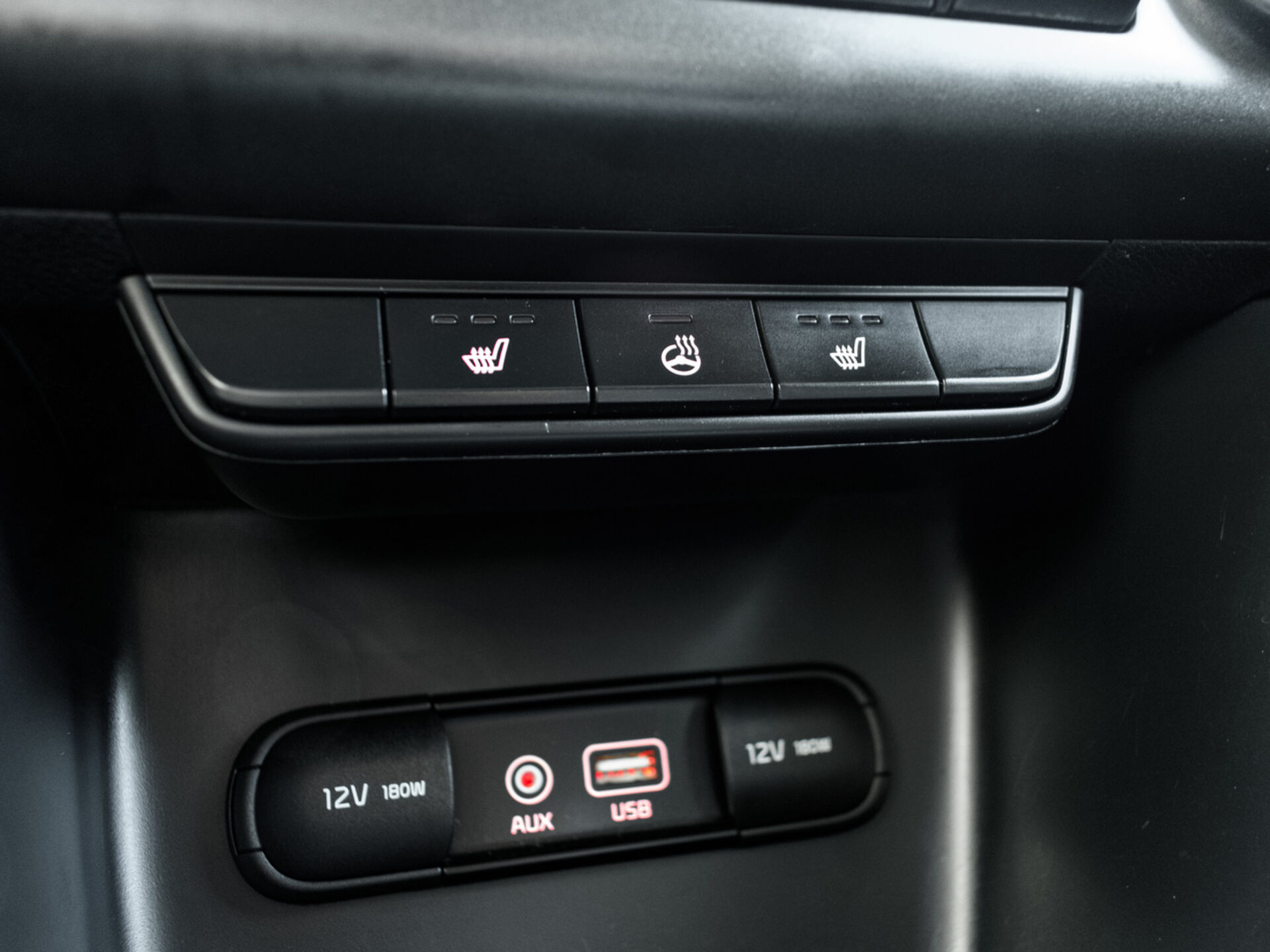 Купить Kia Sportage 2.0 MT (150 л.с.), 2017 в Екатеренбурге