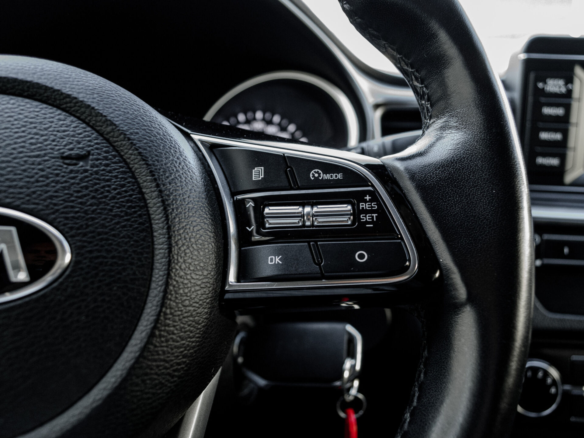 Купить Kia Ceed 1.6 AT (128 л.с.), 2018 в Екатеренбурге