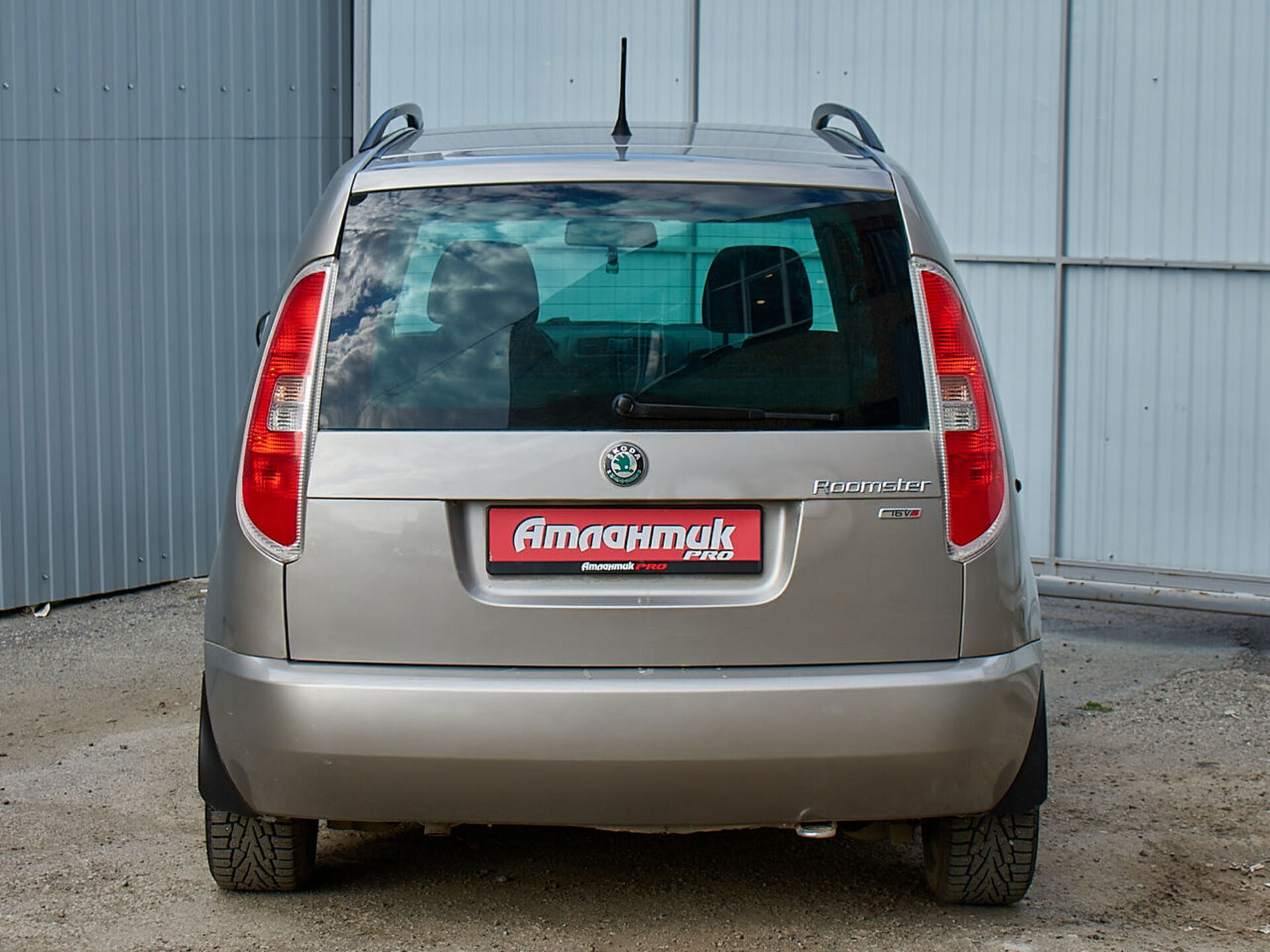 Купить Skoda Roomster 1.6 AT (105 л.с.), 2011 в Екатеренбурге