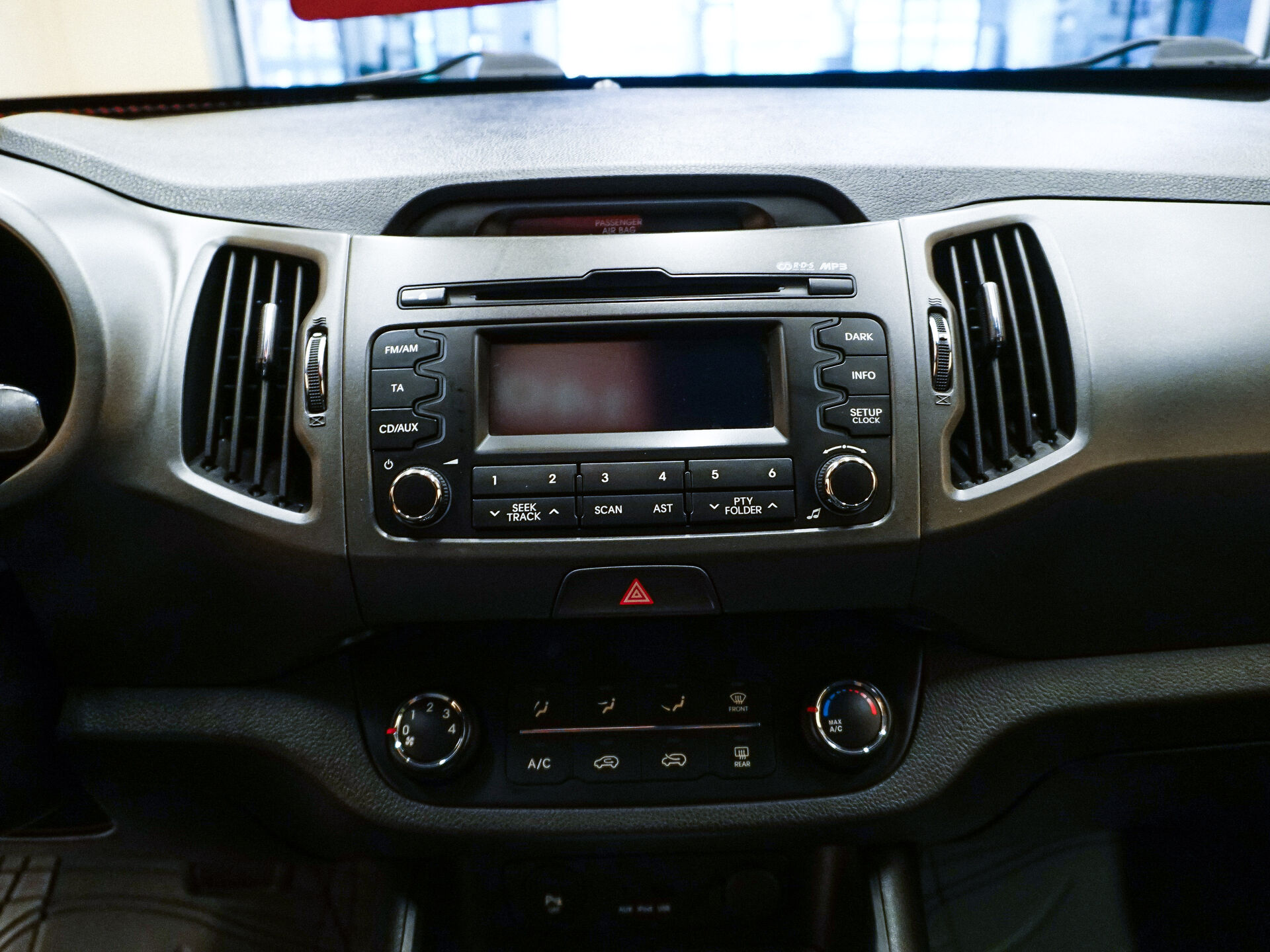 Kia Sportage 2012 14