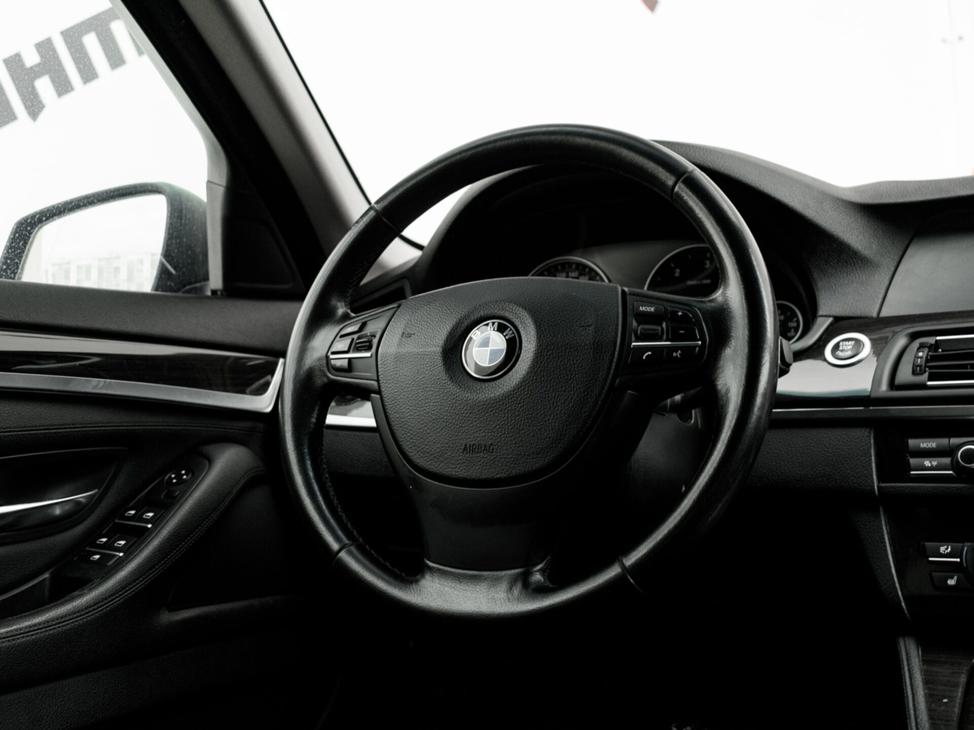 Купить BMW 5 серии 520d 2.0d AT (184 л.с.), 2011 в Екатеренбурге