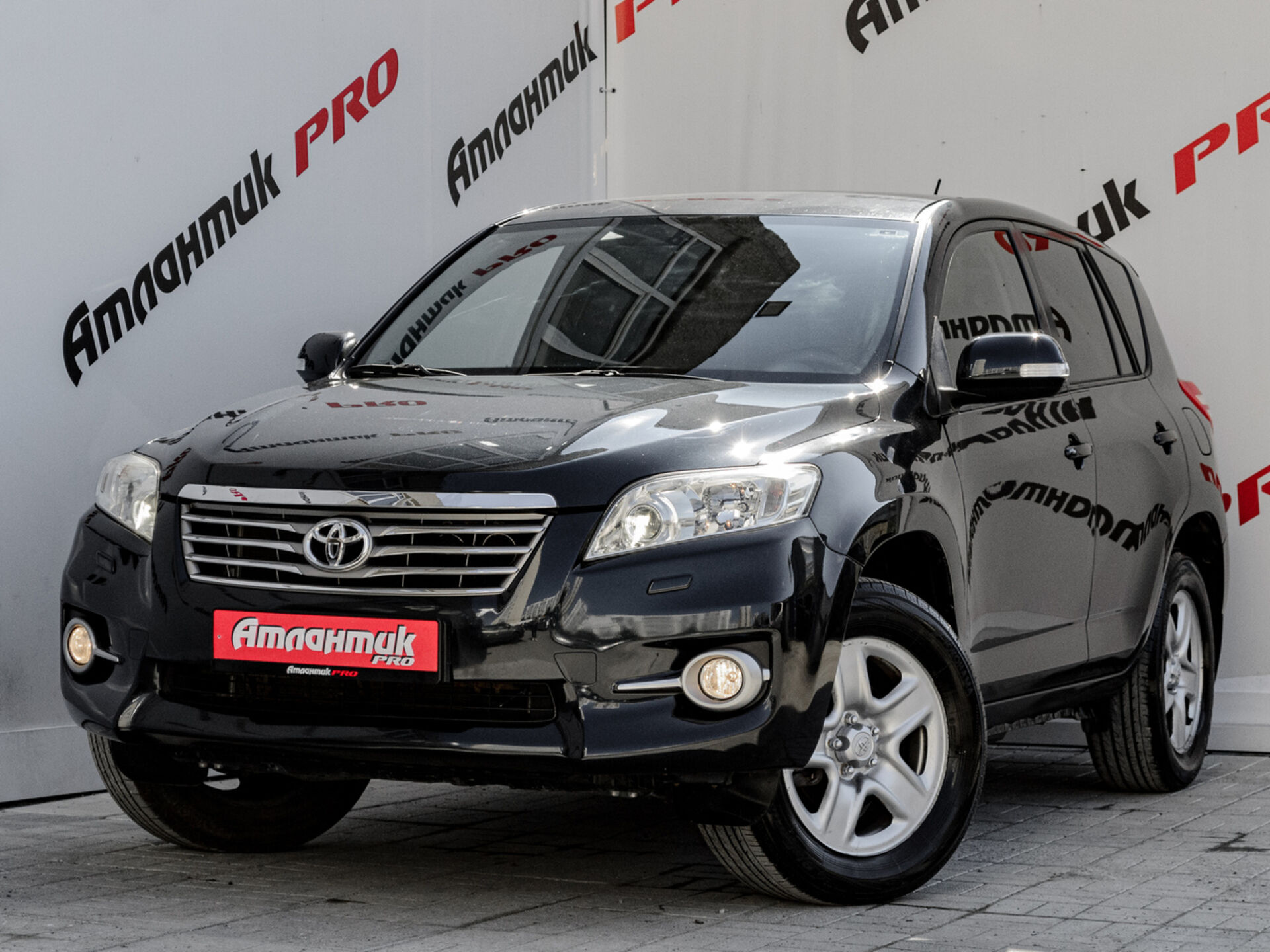Купить Toyota RAV4 2.0 CVT (158 л.с.) 4WD, 2011 в Екатеренбурге