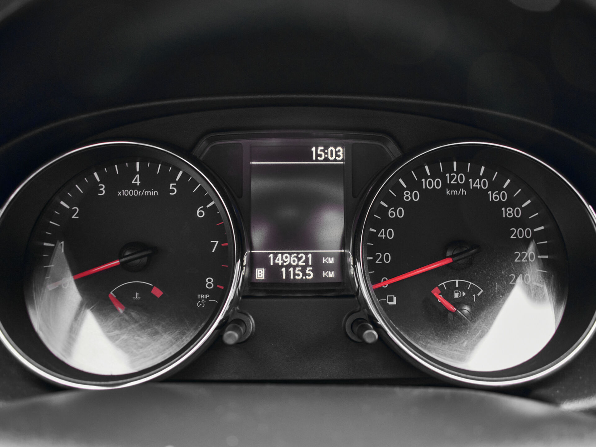 Купить Nissan Qashqai 1.6 MT (114 л.с.), 2013 в Екатеренбурге