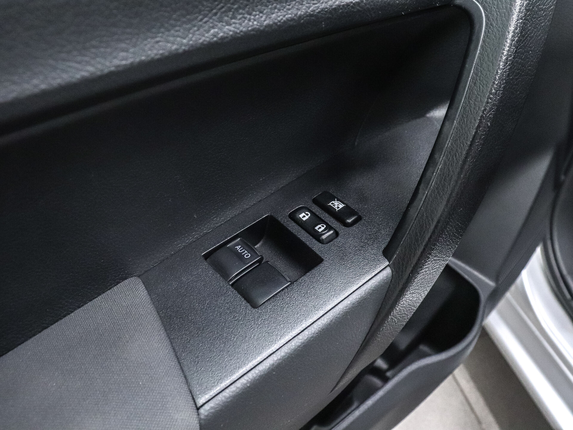 Toyota Corolla 2016 8