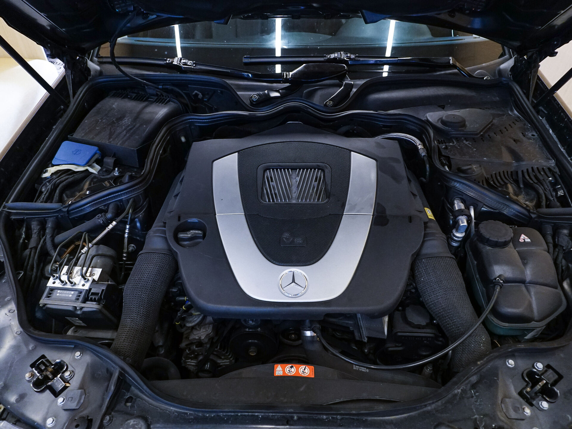Mercedes-Benz E-Класс 2006 31