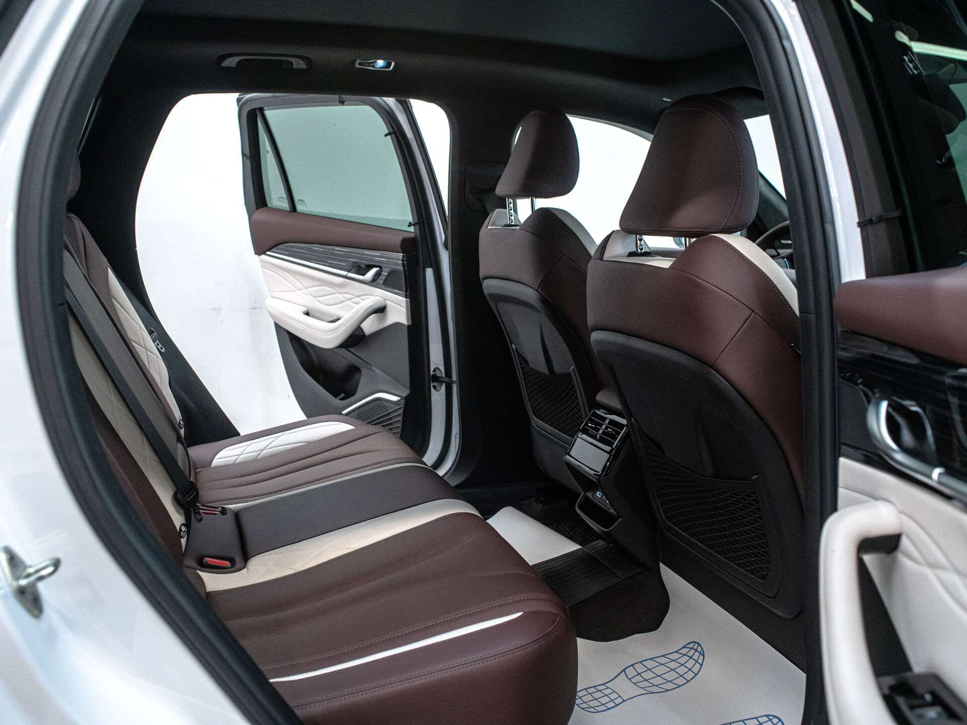 Geely Monjaro 2023 31