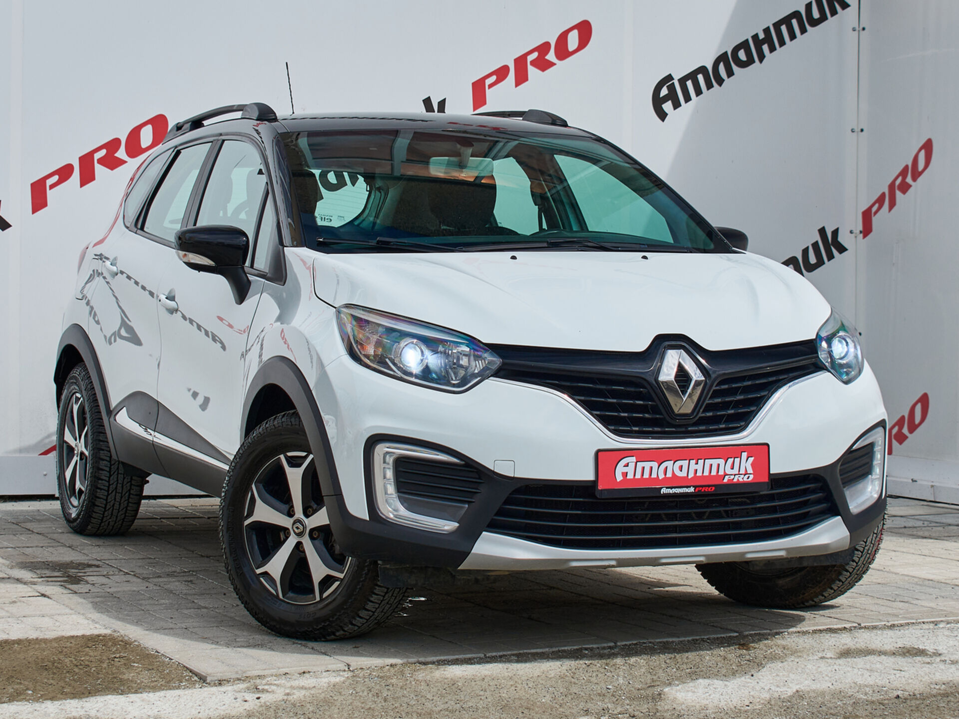 Купить Renault Kaptur 2.0 AT (143 л.с.) 4WD, 2018 в Екатеренбурге
