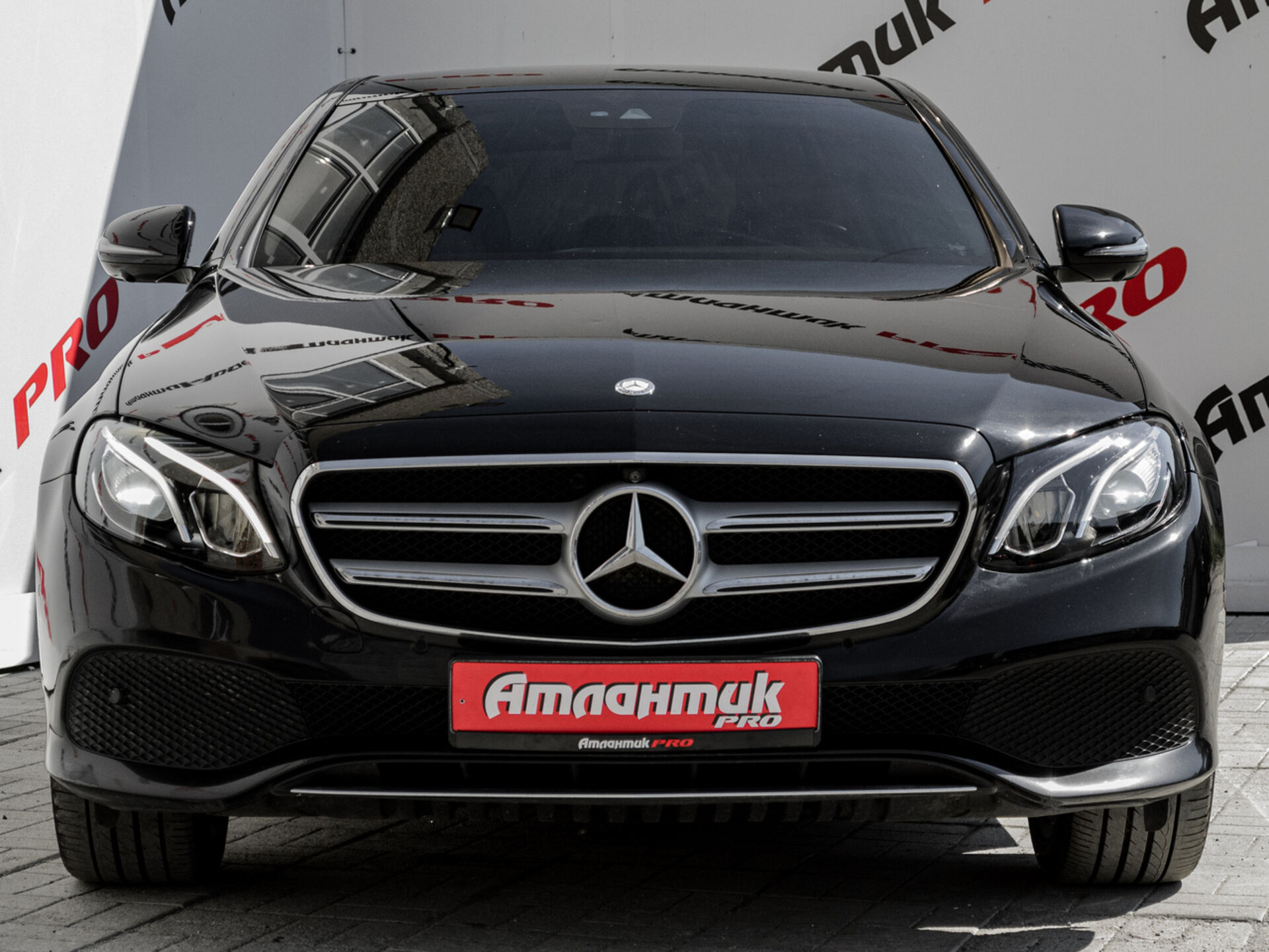 Купить Mercedes-Benz E-Класс 200 2.0 AT (184 л.с.), 2016 в Екатеренбурге