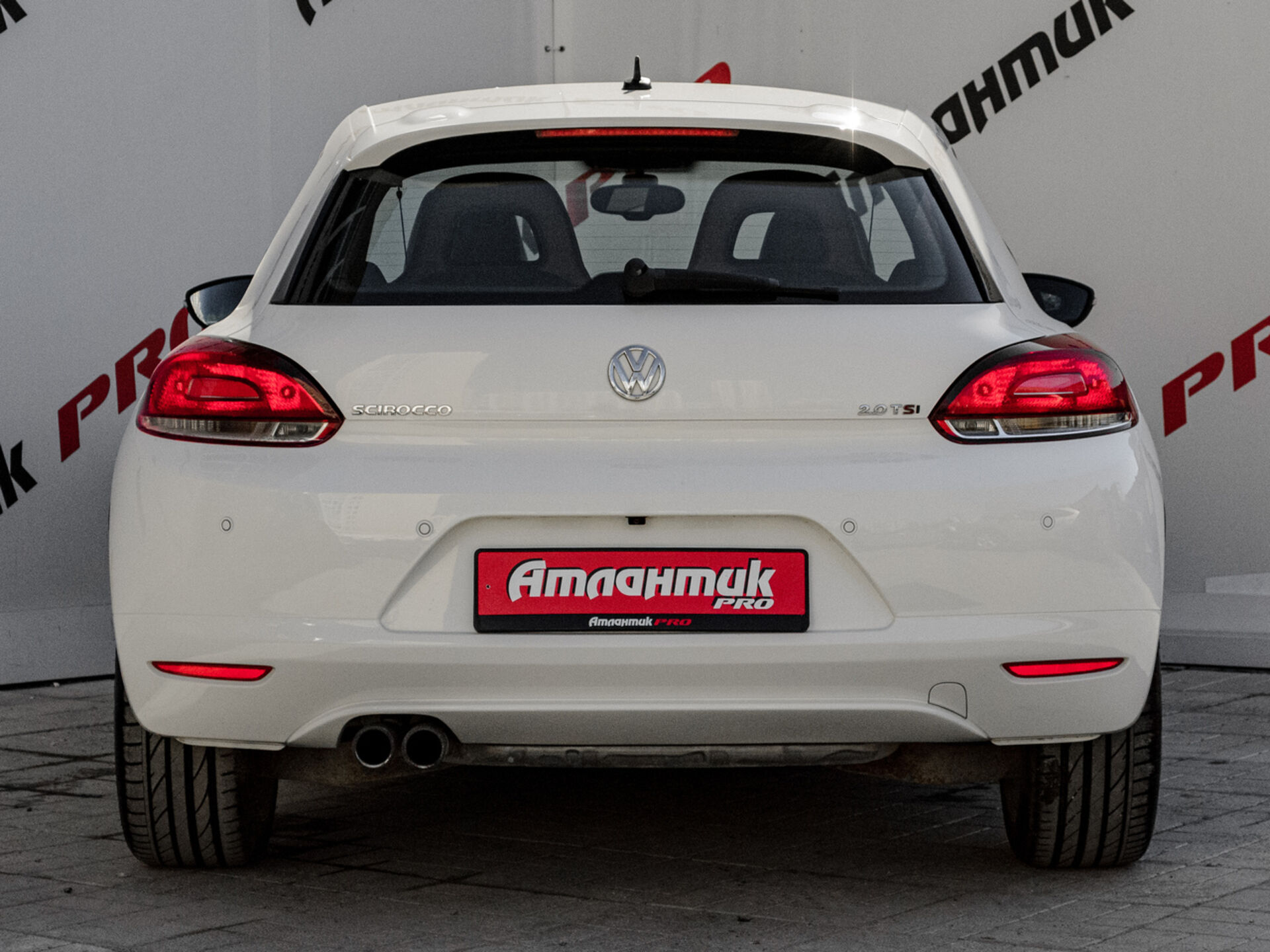 Купить Volkswagen Scirocco 2.0 AMT (211 л.с.), 2011 в Екатеренбурге