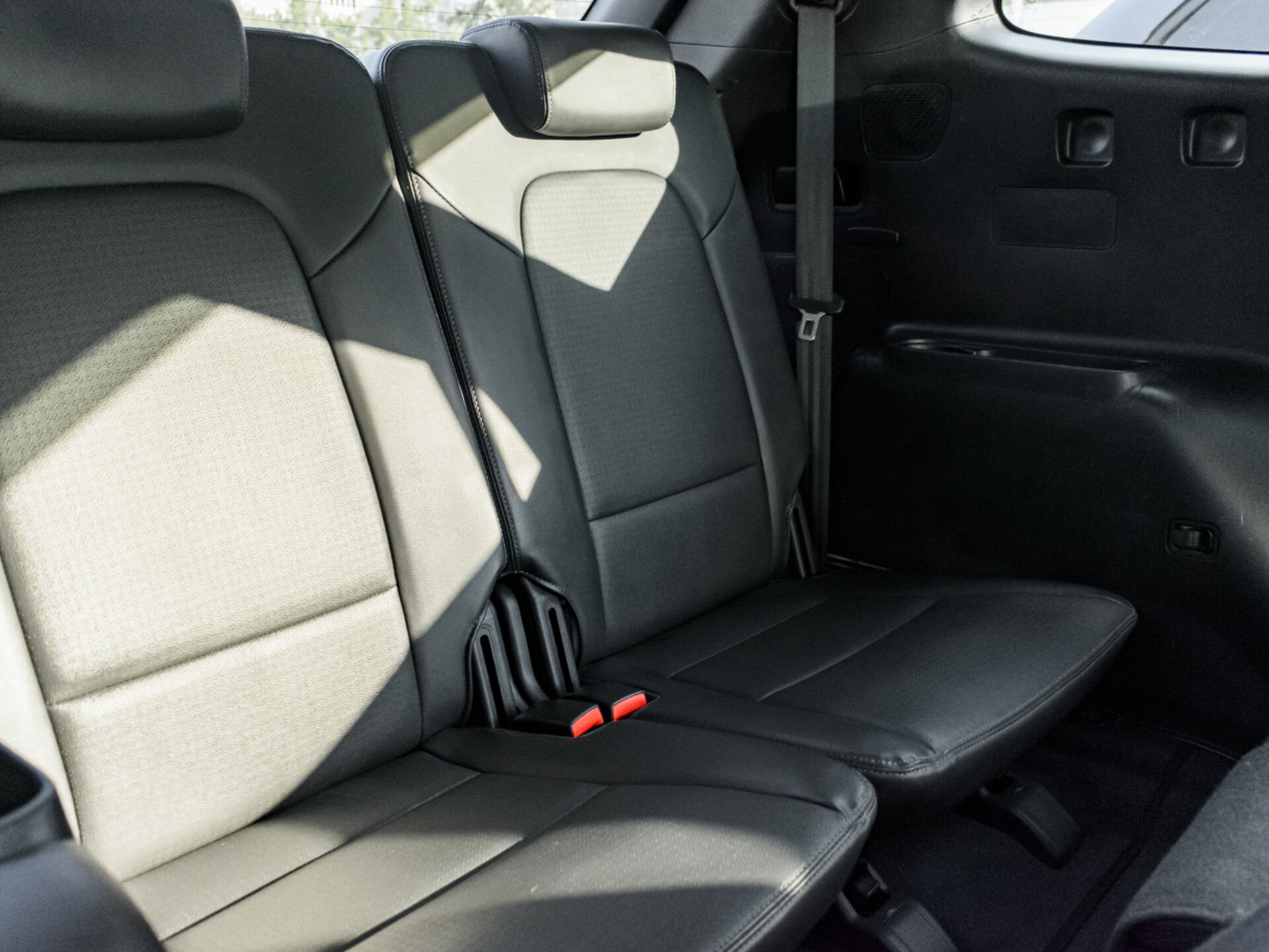 Купить Hyundai Santa Fe Grand 3.3 AT (270 л.с.) 4WD, 2014 в Екатеренбурге
