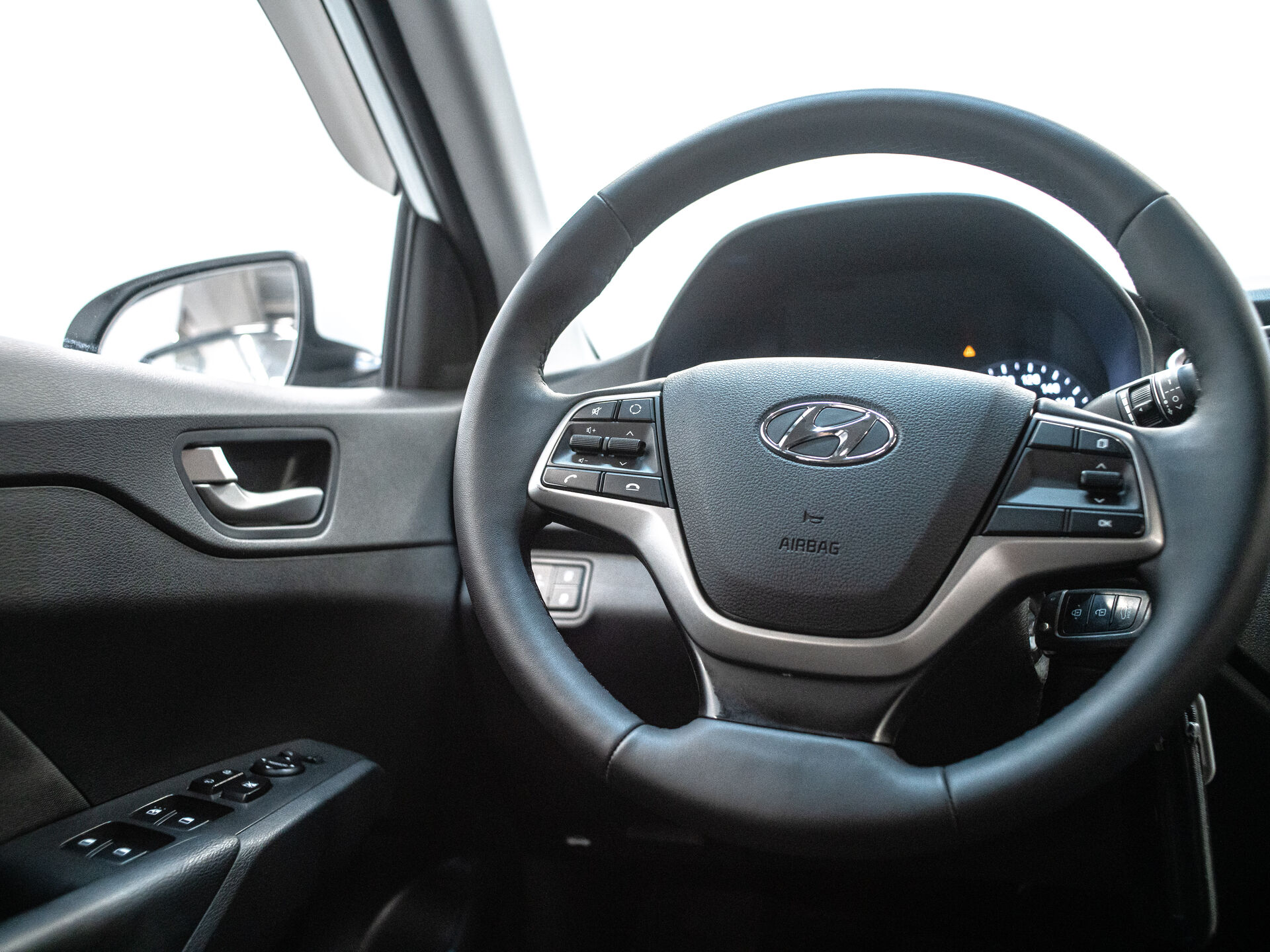 Hyundai Solaris 2018 21