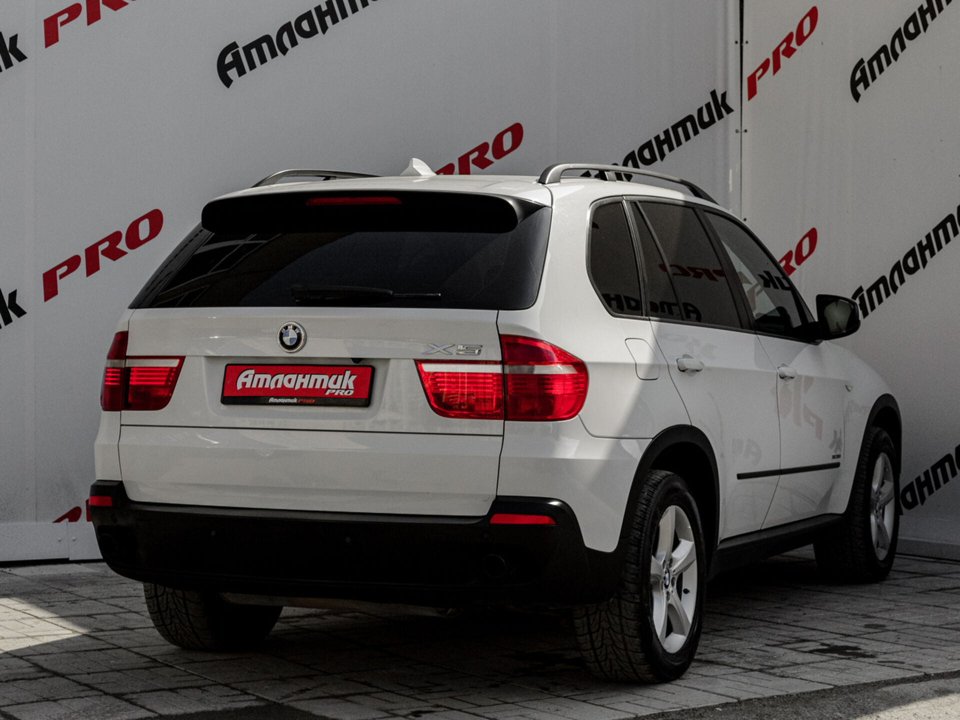 Купить BMW X5 30i 3.0 AT (264 л.с.) 4WD, 2009 в Екатеренбурге