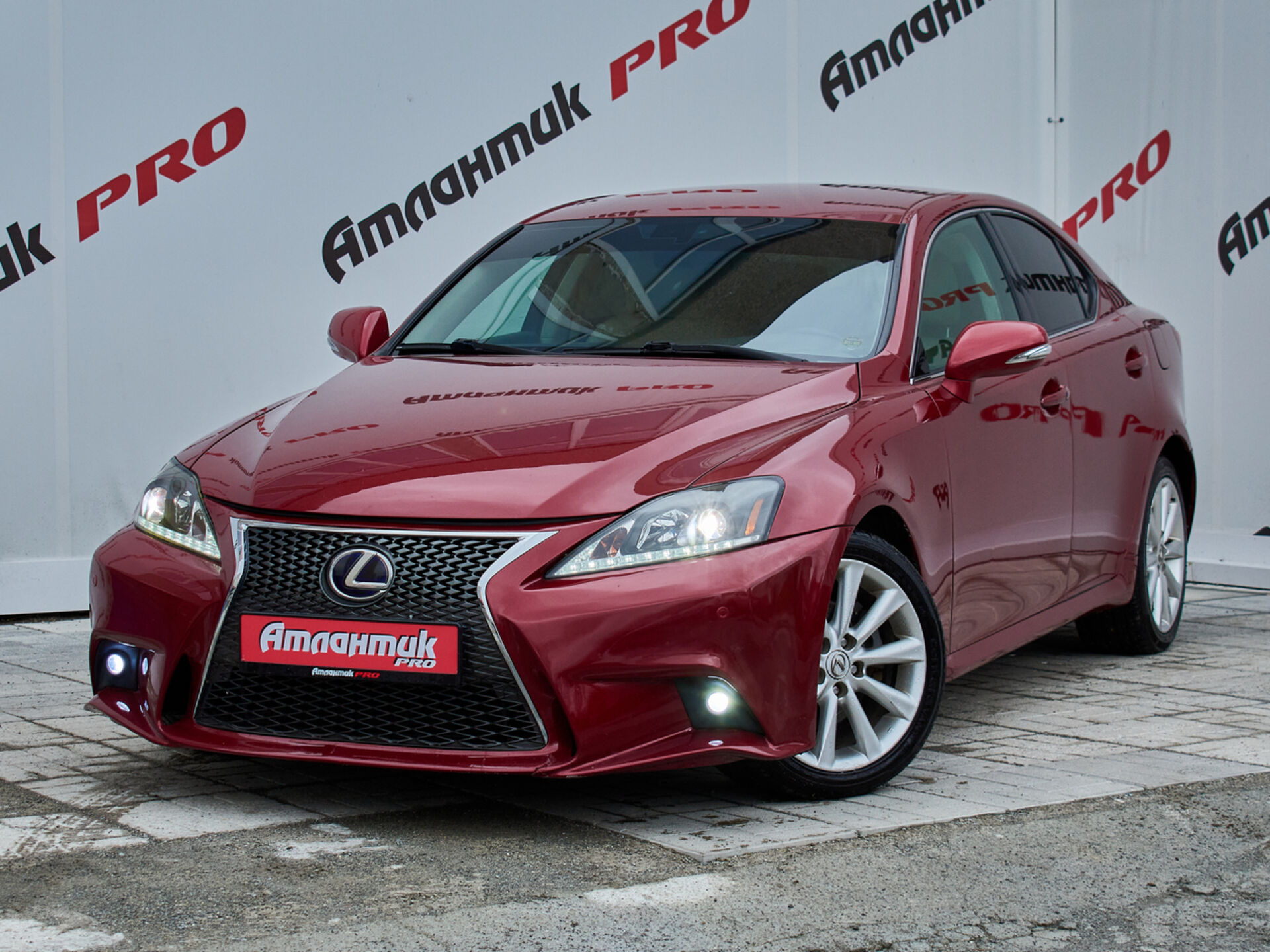 Купить Lexus IS 250 2.5 AT (208 л.с.), 2010 в Екатеренбурге