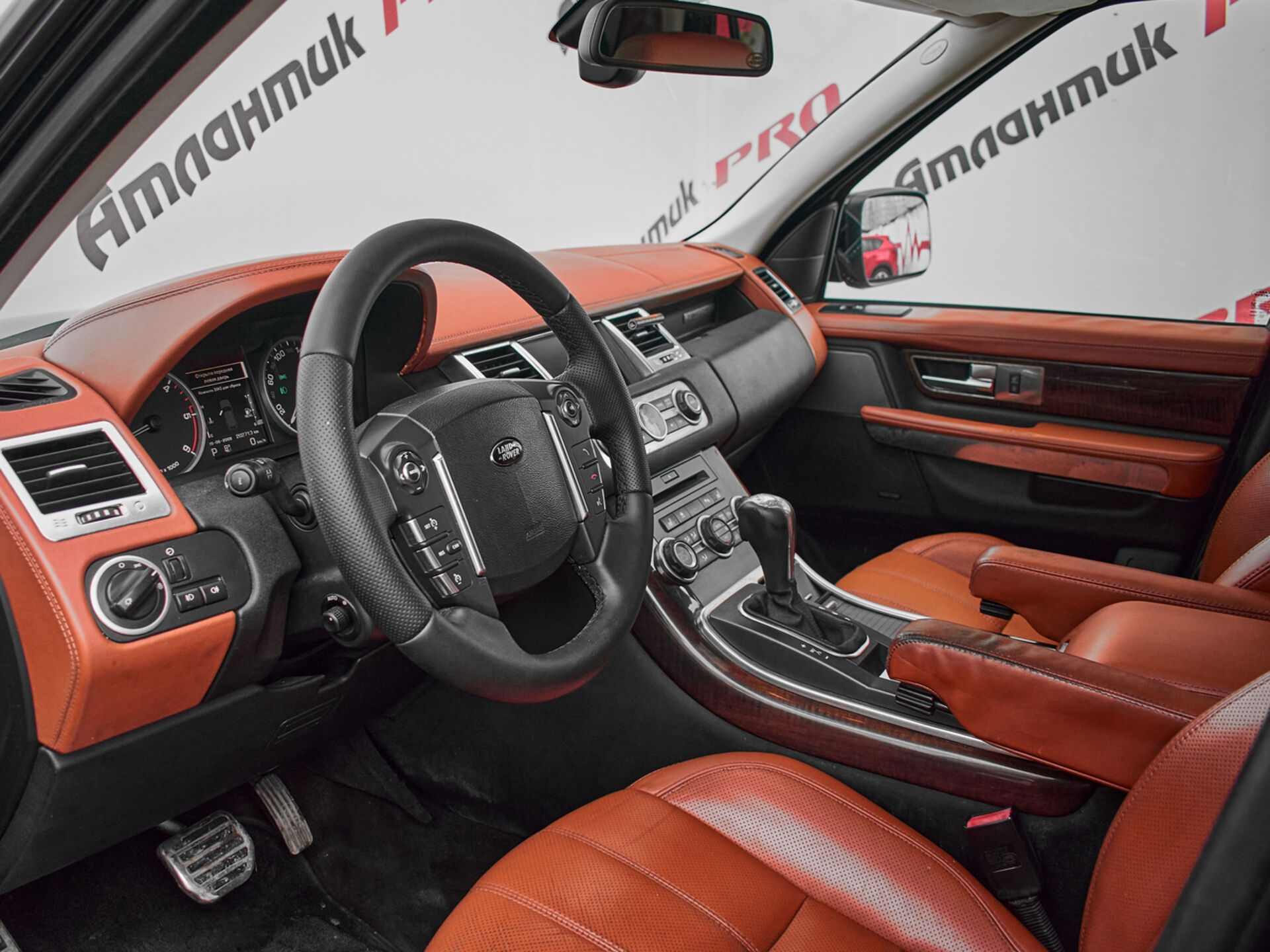 Купить Land Rover Range Rover Sport 3.6d AT (272 л.с.) 4WD, 2010 в Екатеренбурге